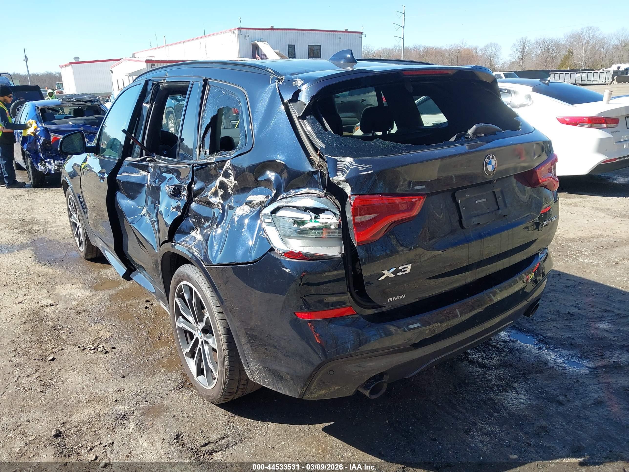 BMW X3 image 3