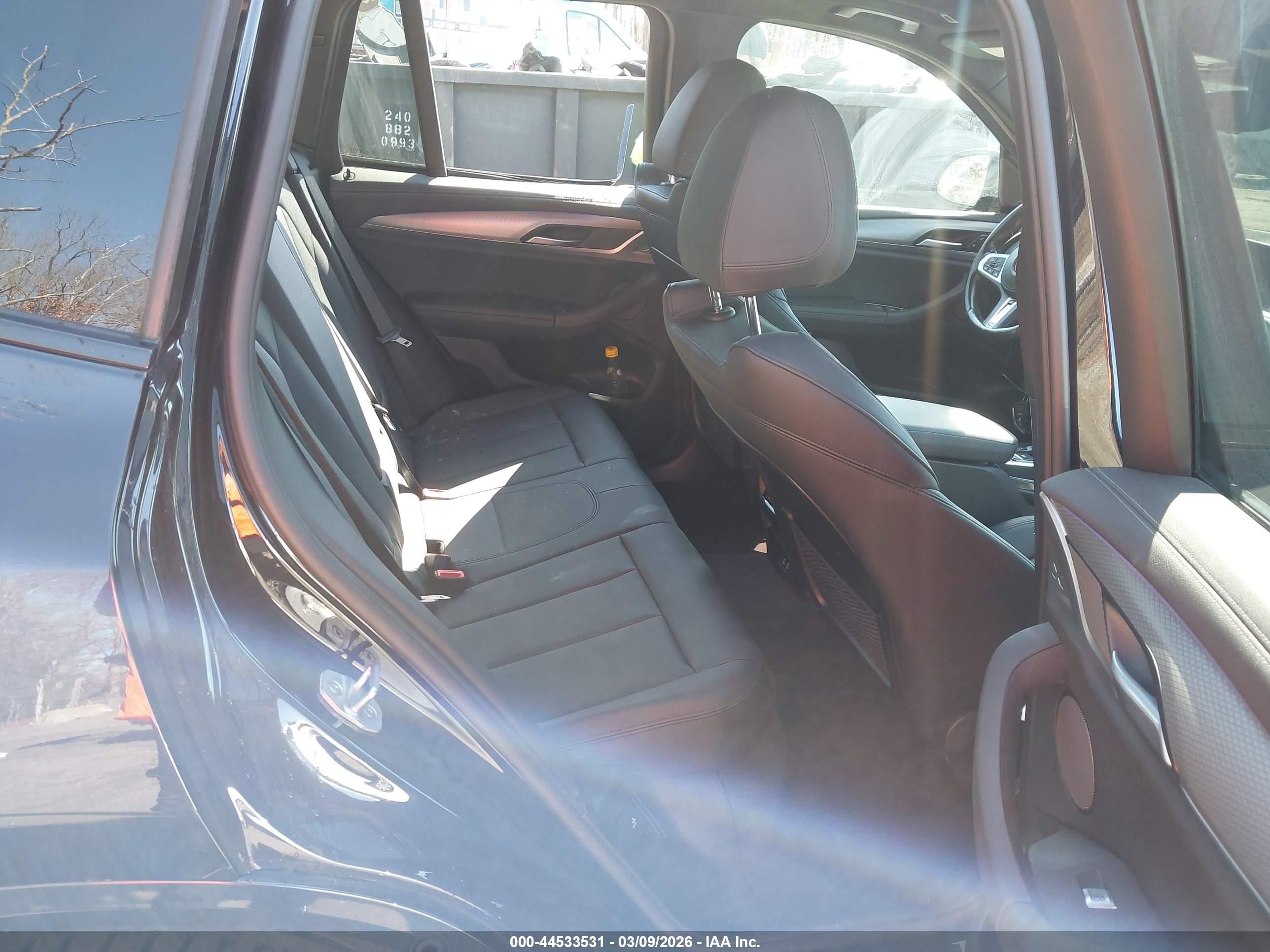 BMW X3 image 8