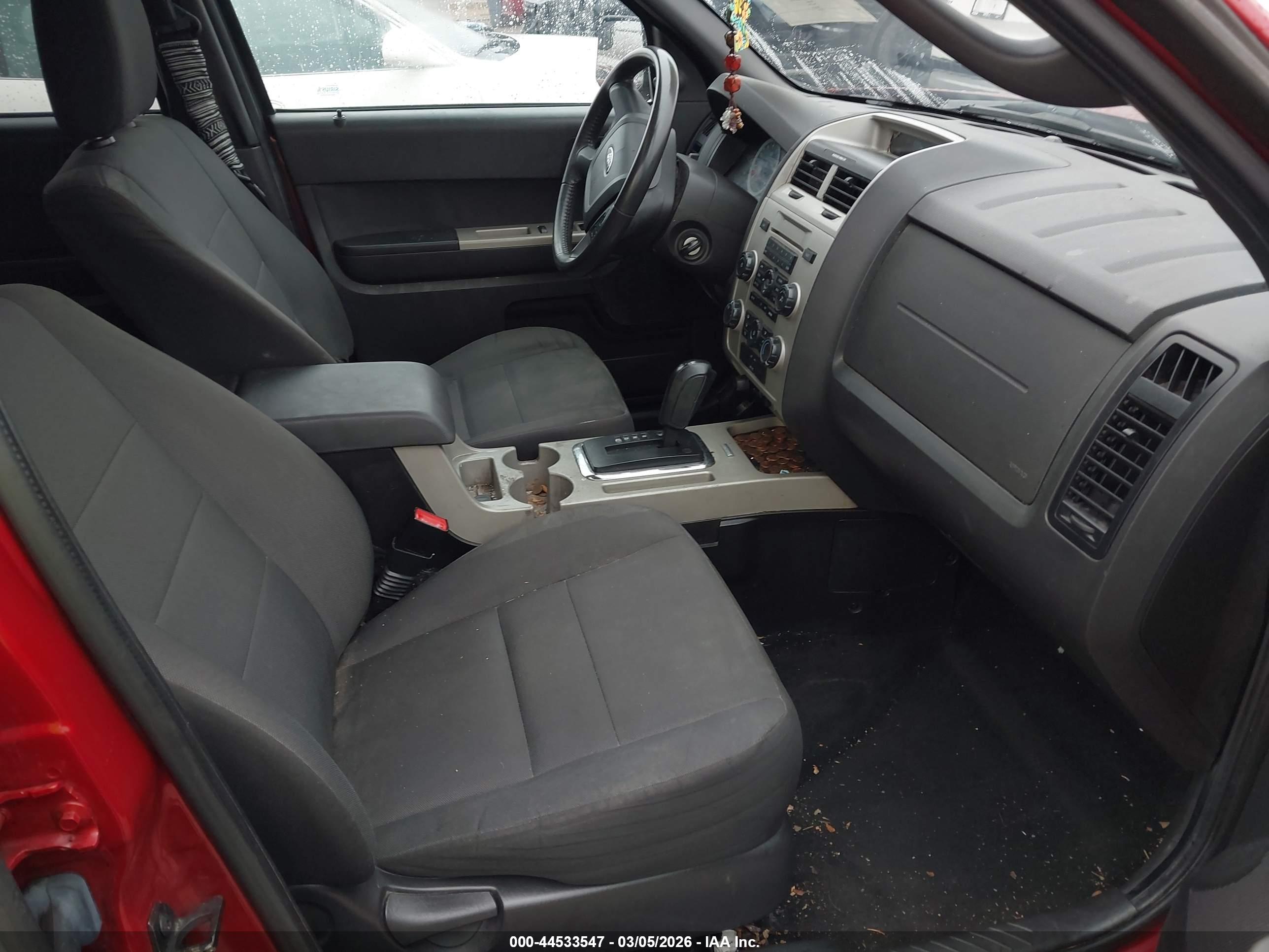 FORD ESCAPE image 5