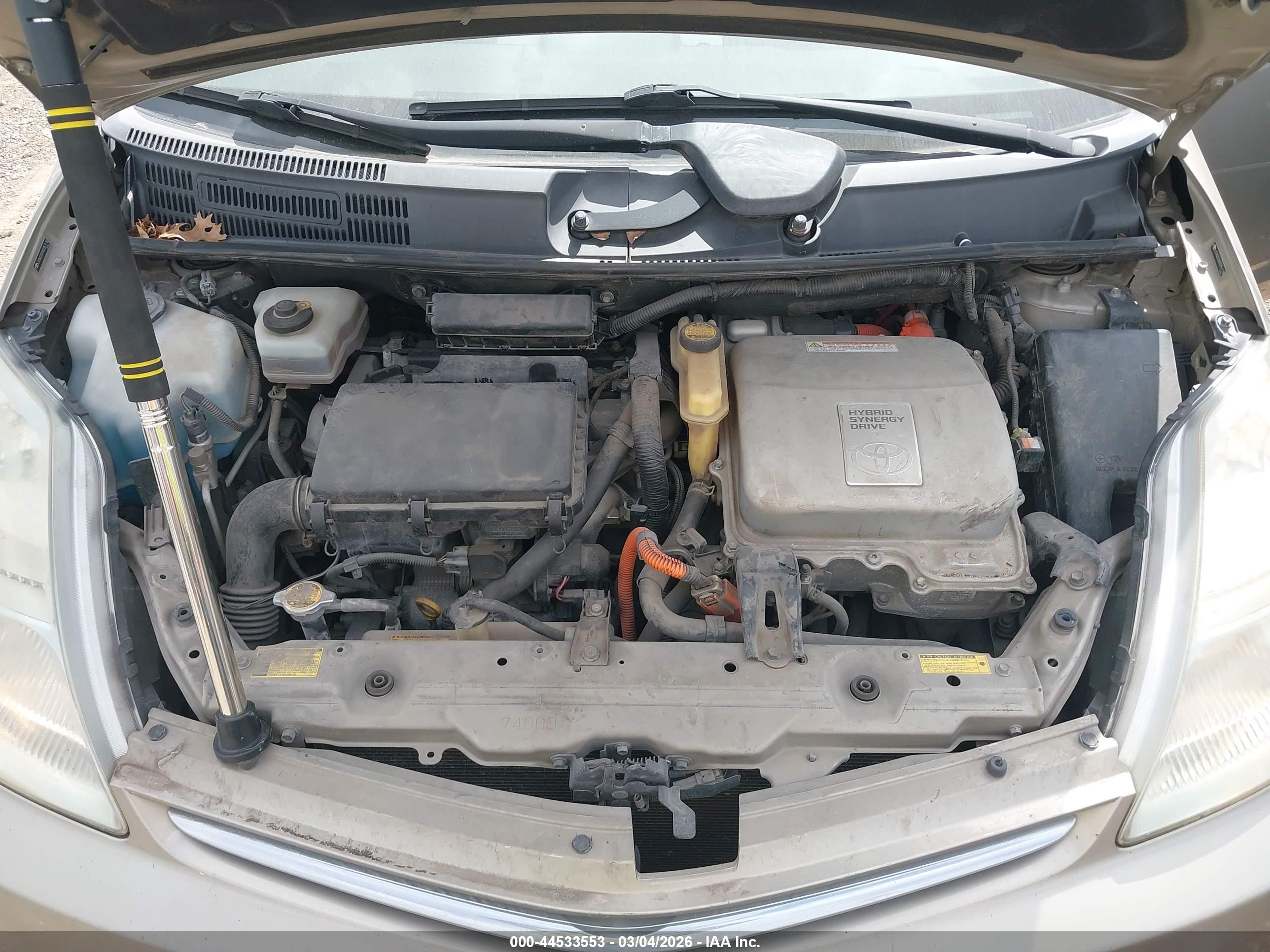 TOYOTA PRIUS image 10