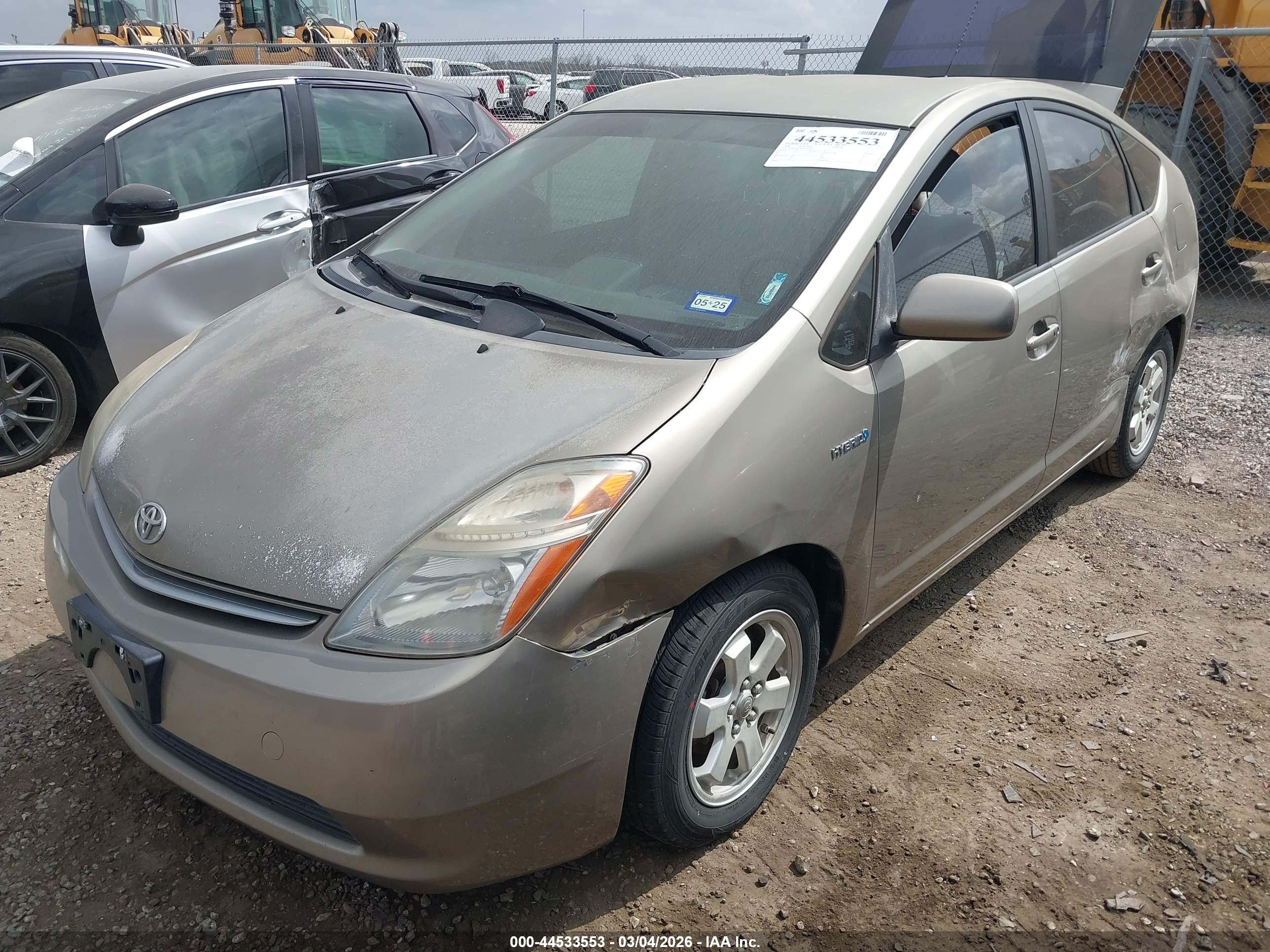 TOYOTA PRIUS image 2