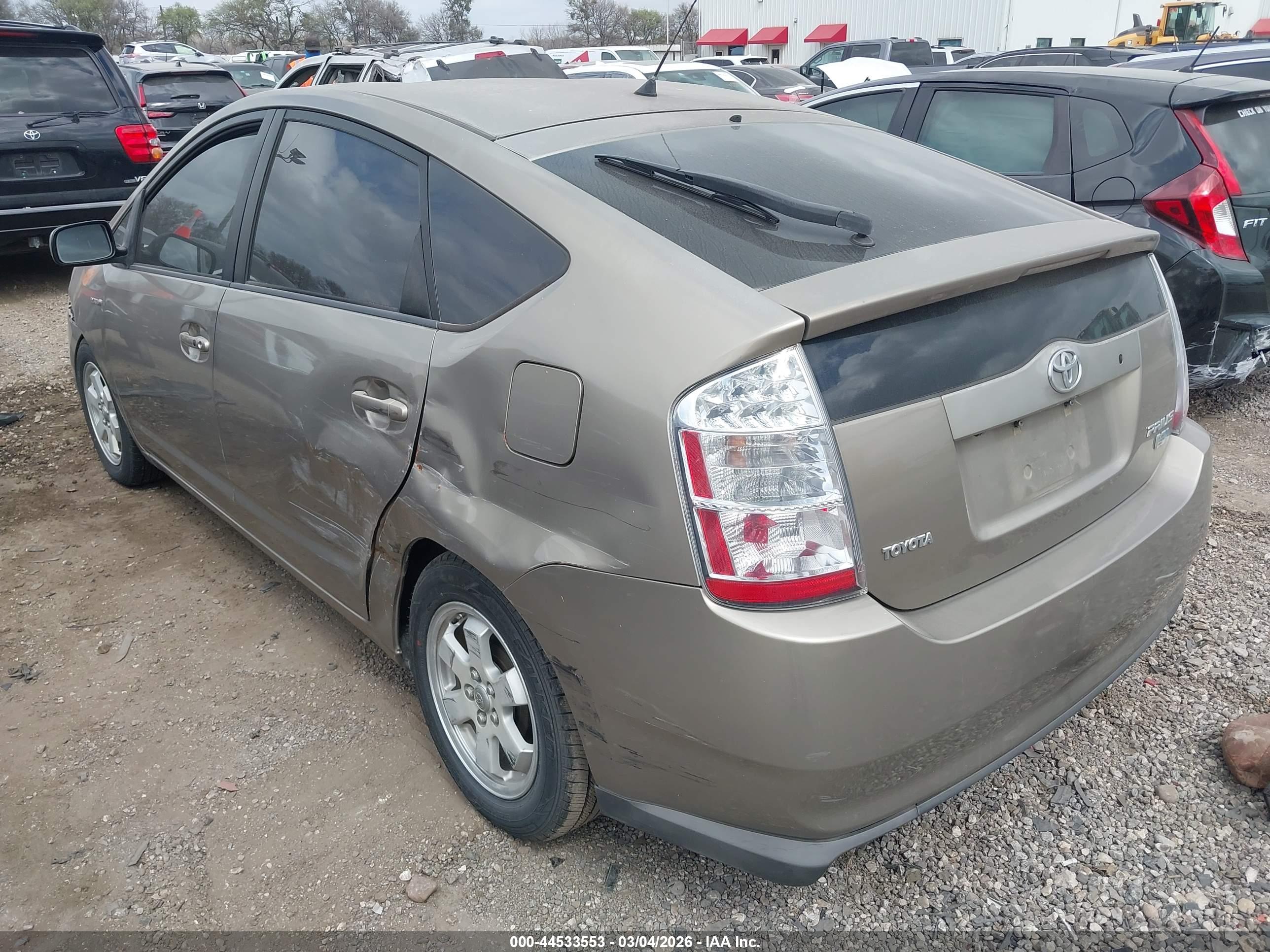 TOYOTA PRIUS image 3