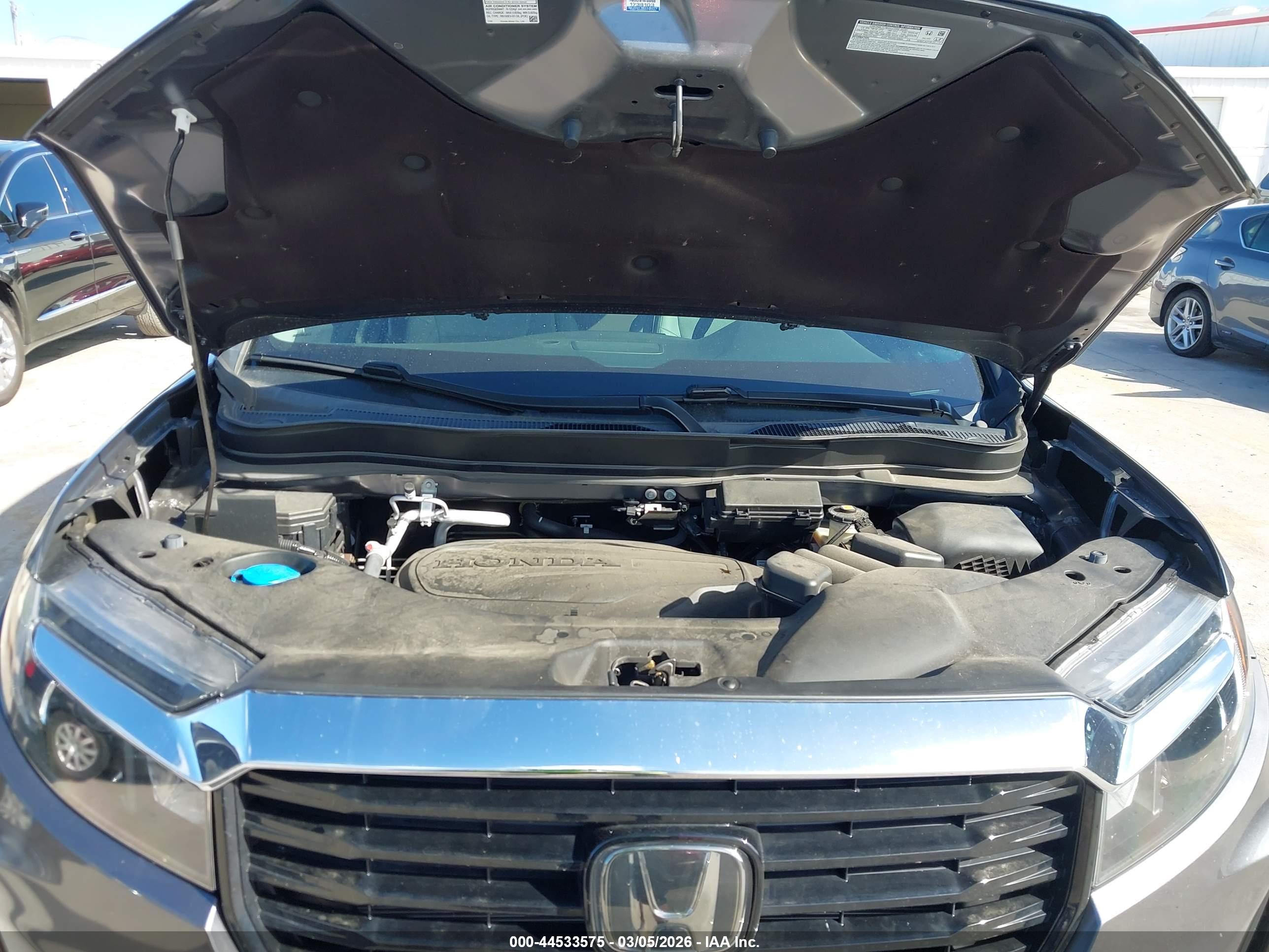 HONDA RIDGELINE image 10