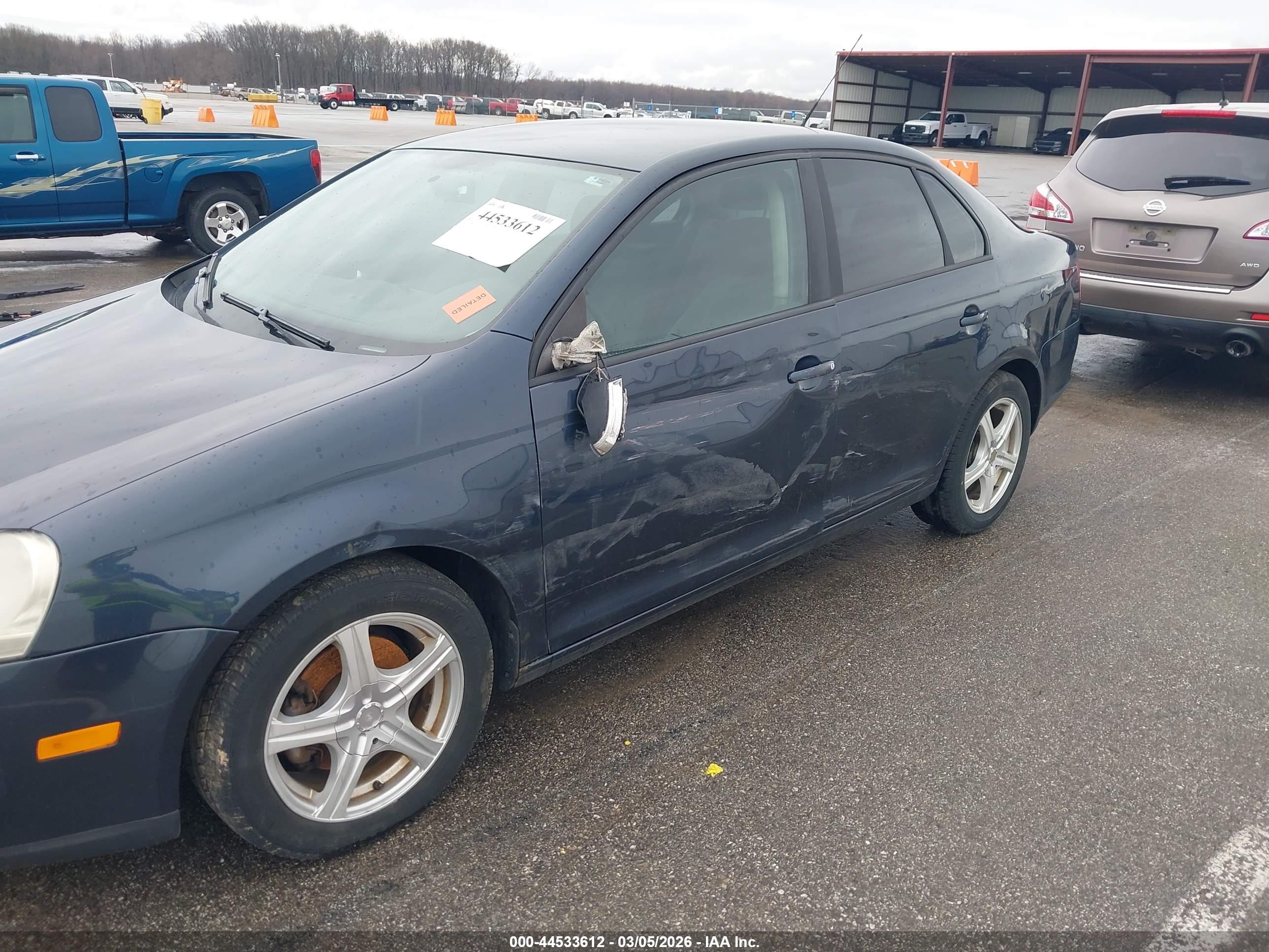VOLKSWAGEN JETTA image 6