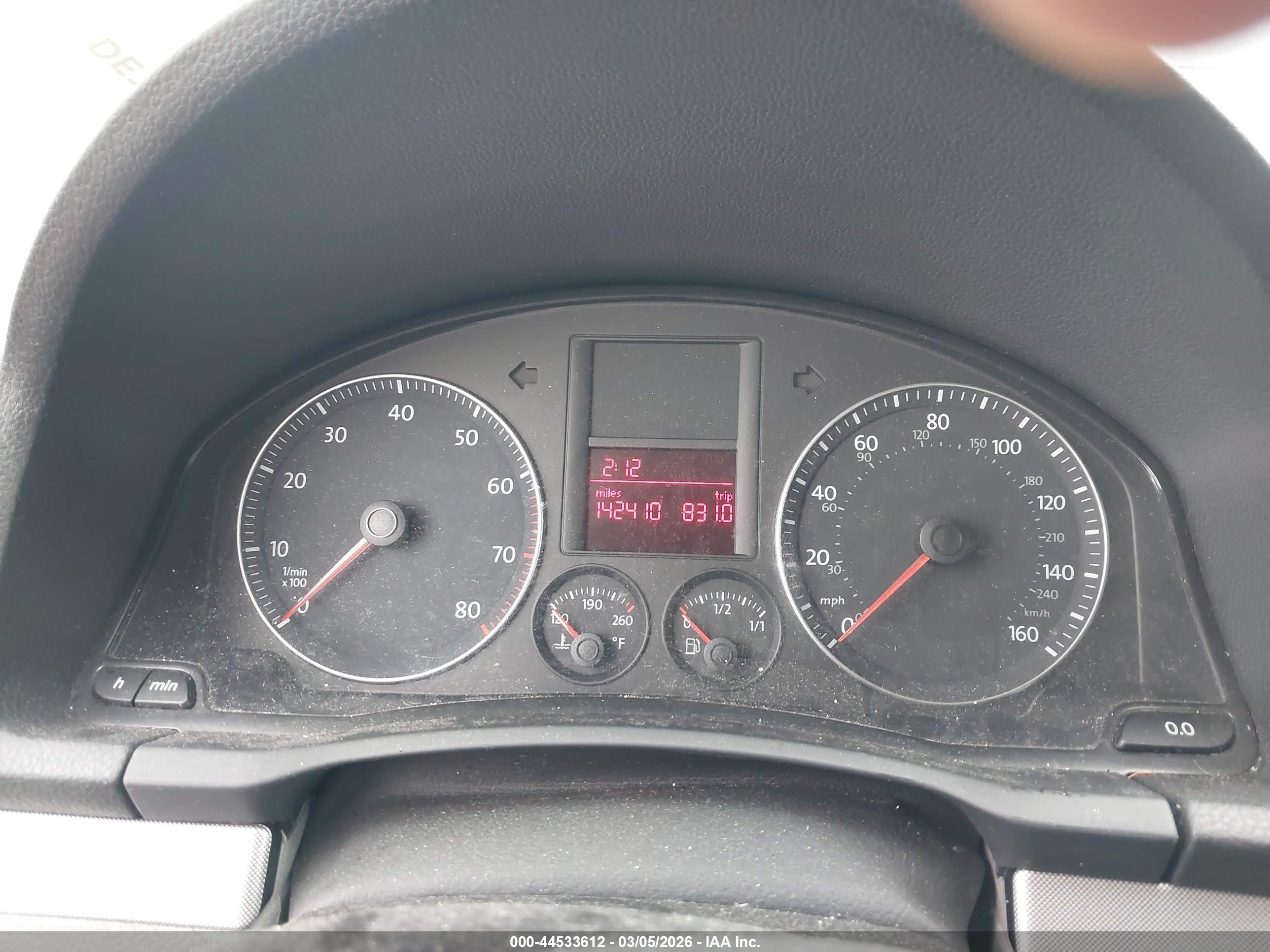 VOLKSWAGEN JETTA image 7
