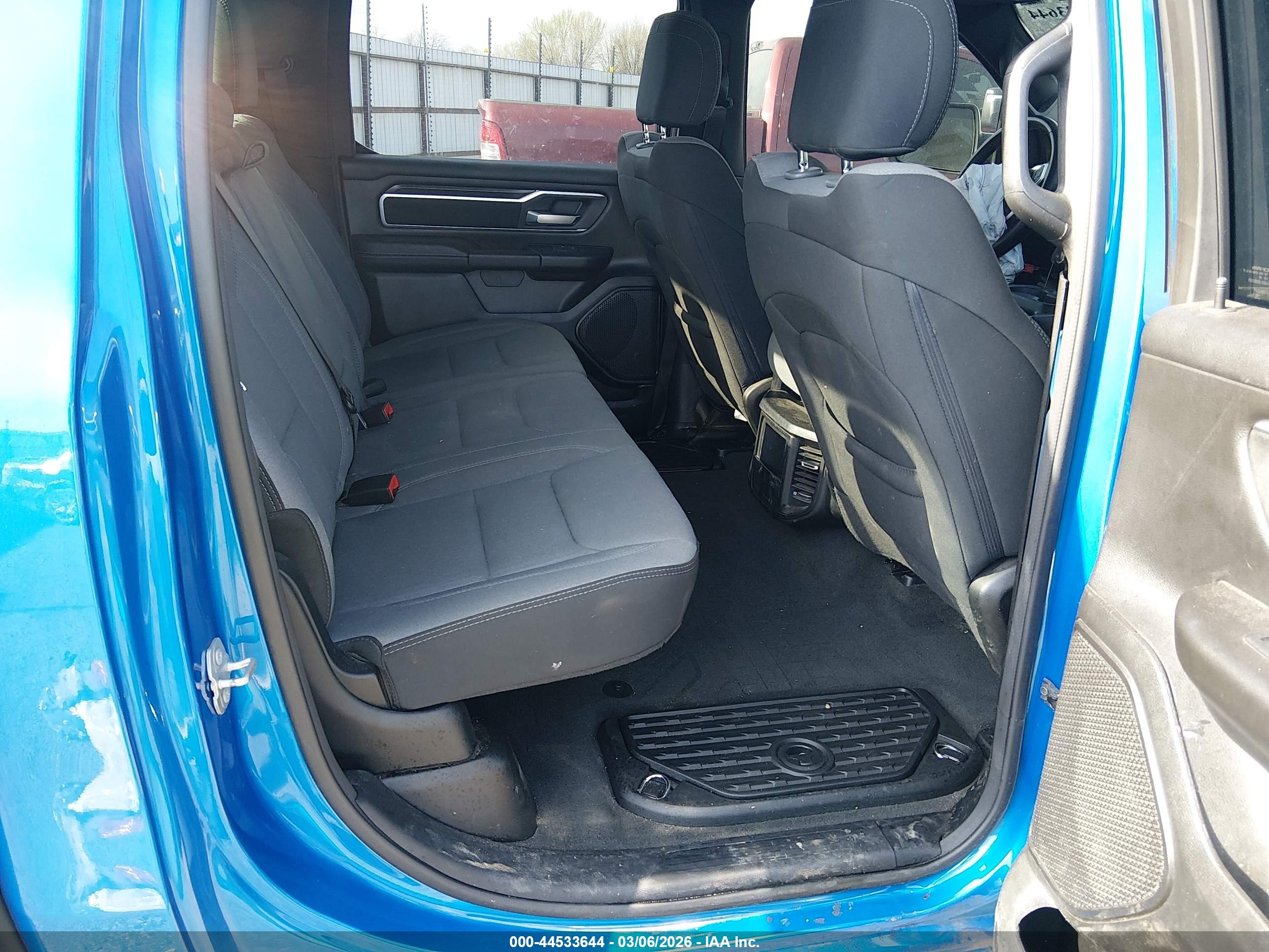 RAM 1500 image 8