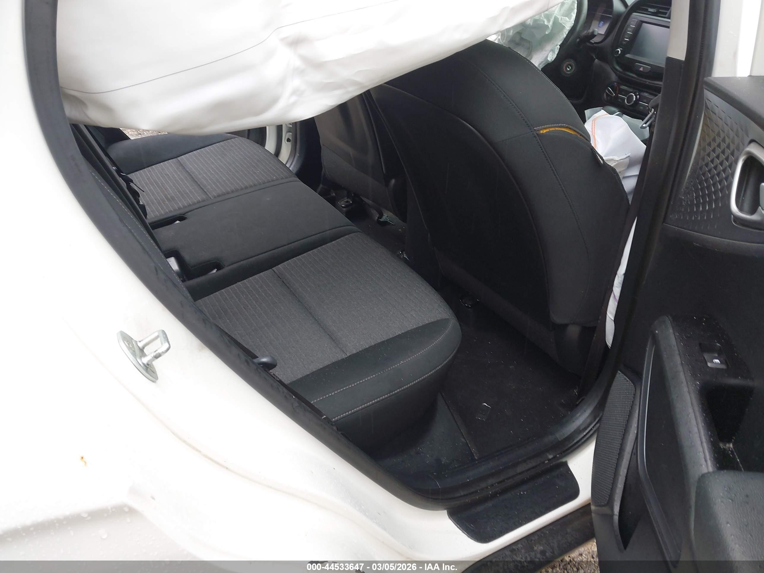 KIA SOUL image 8