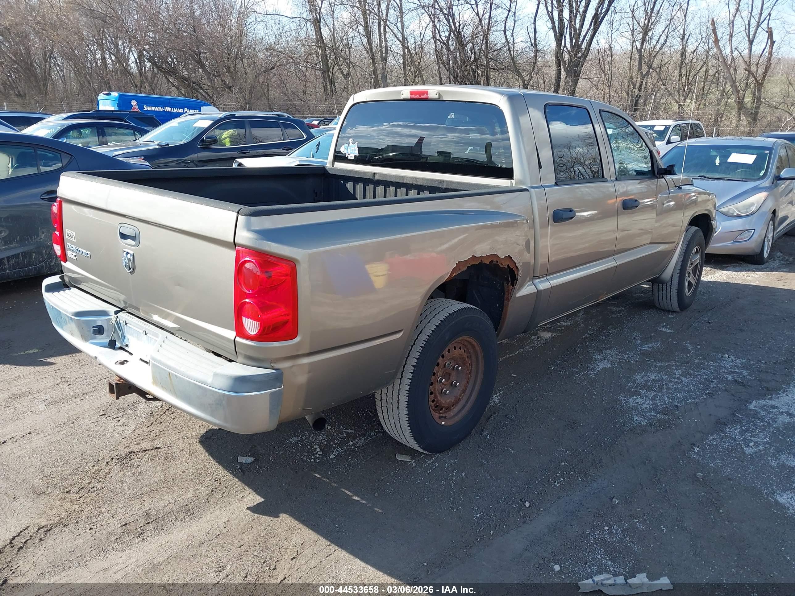 DODGE DAKOTA image 4