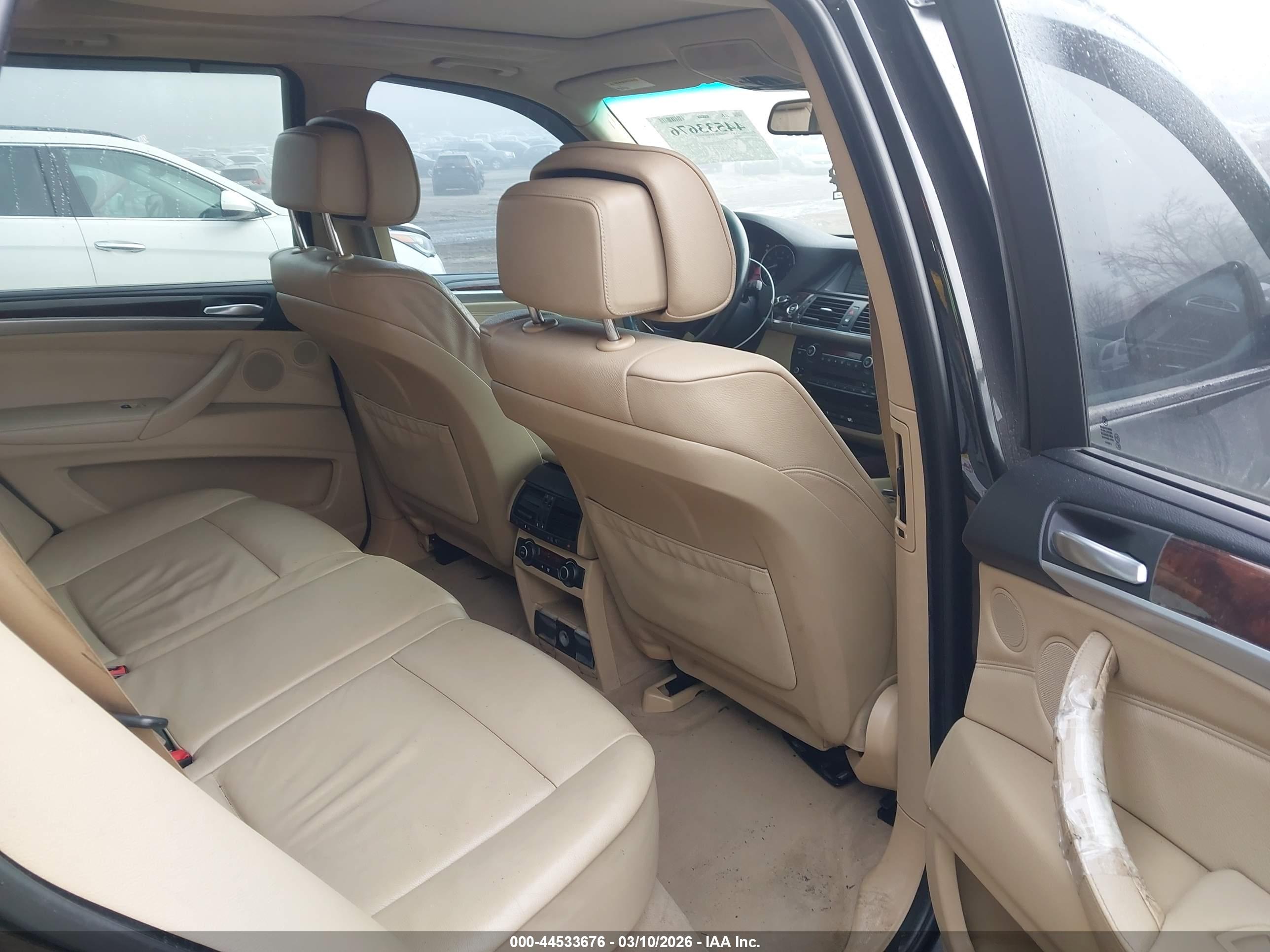 BMW X5 image 8
