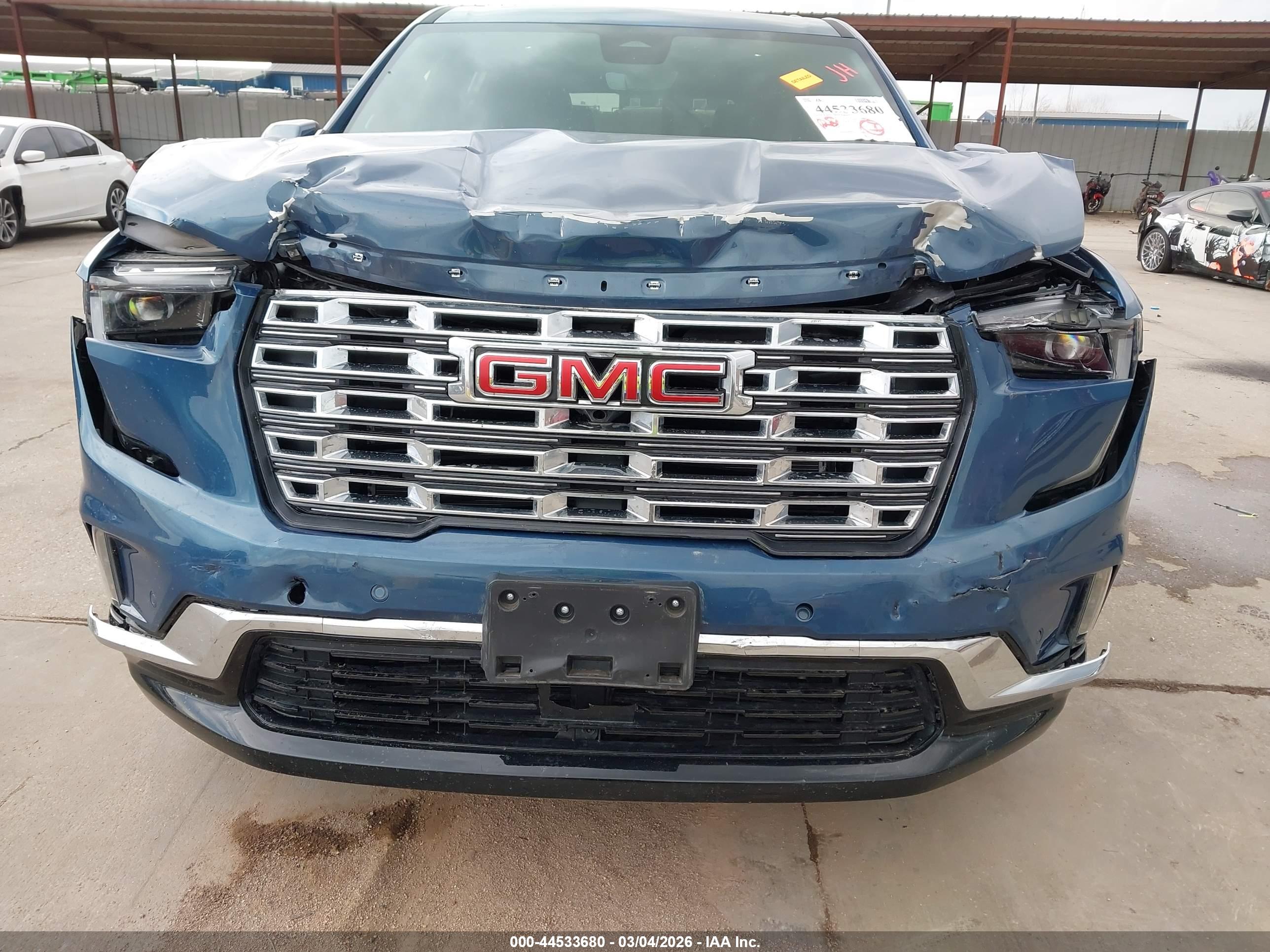 GMC ACADIA image 6