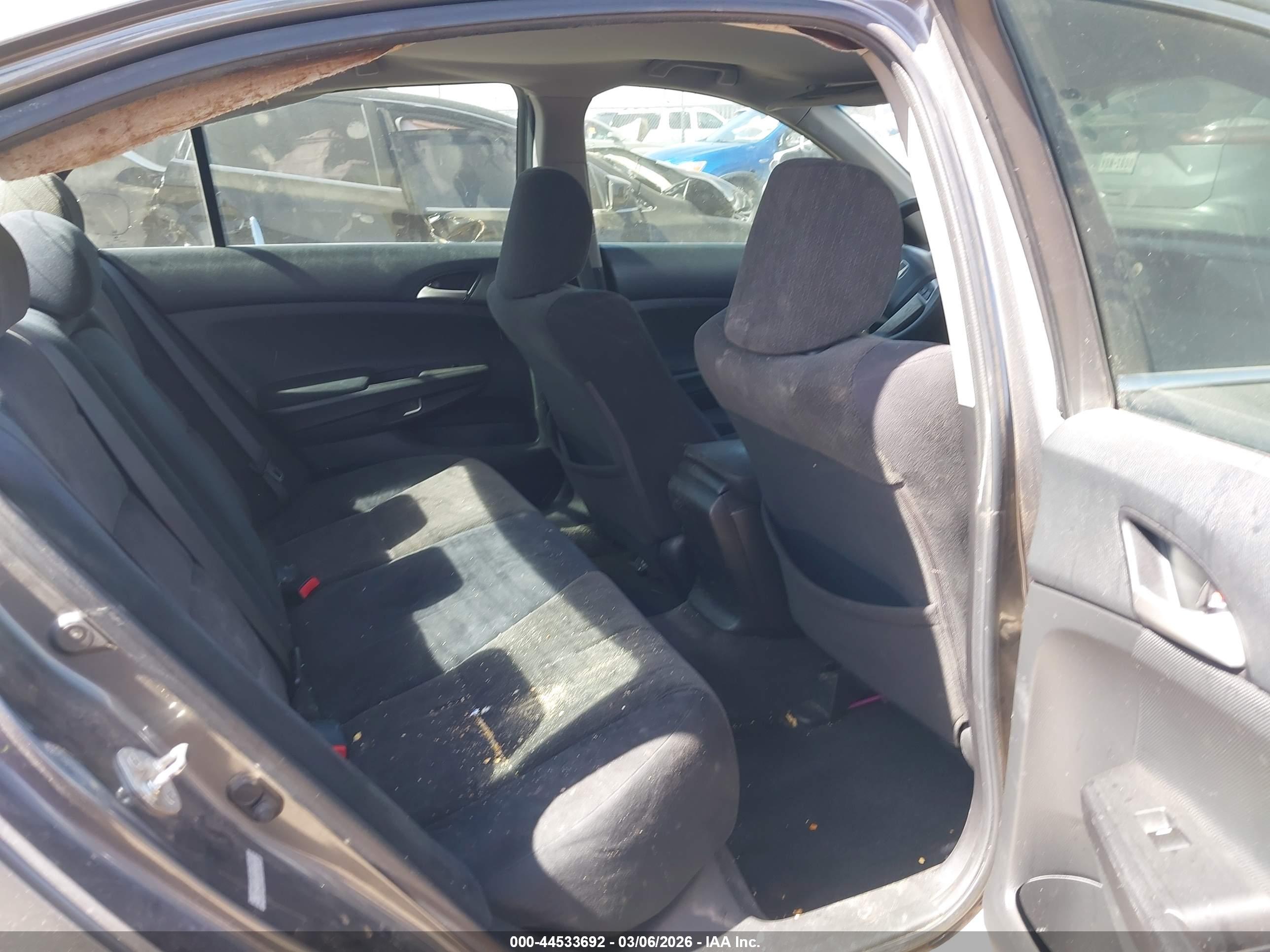 HONDA ACCORD image 8