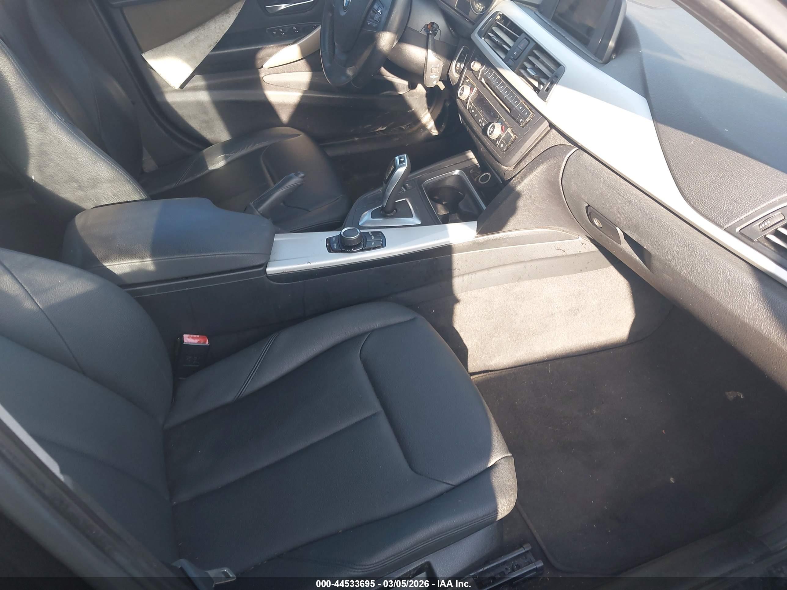 BMW 328I image 5