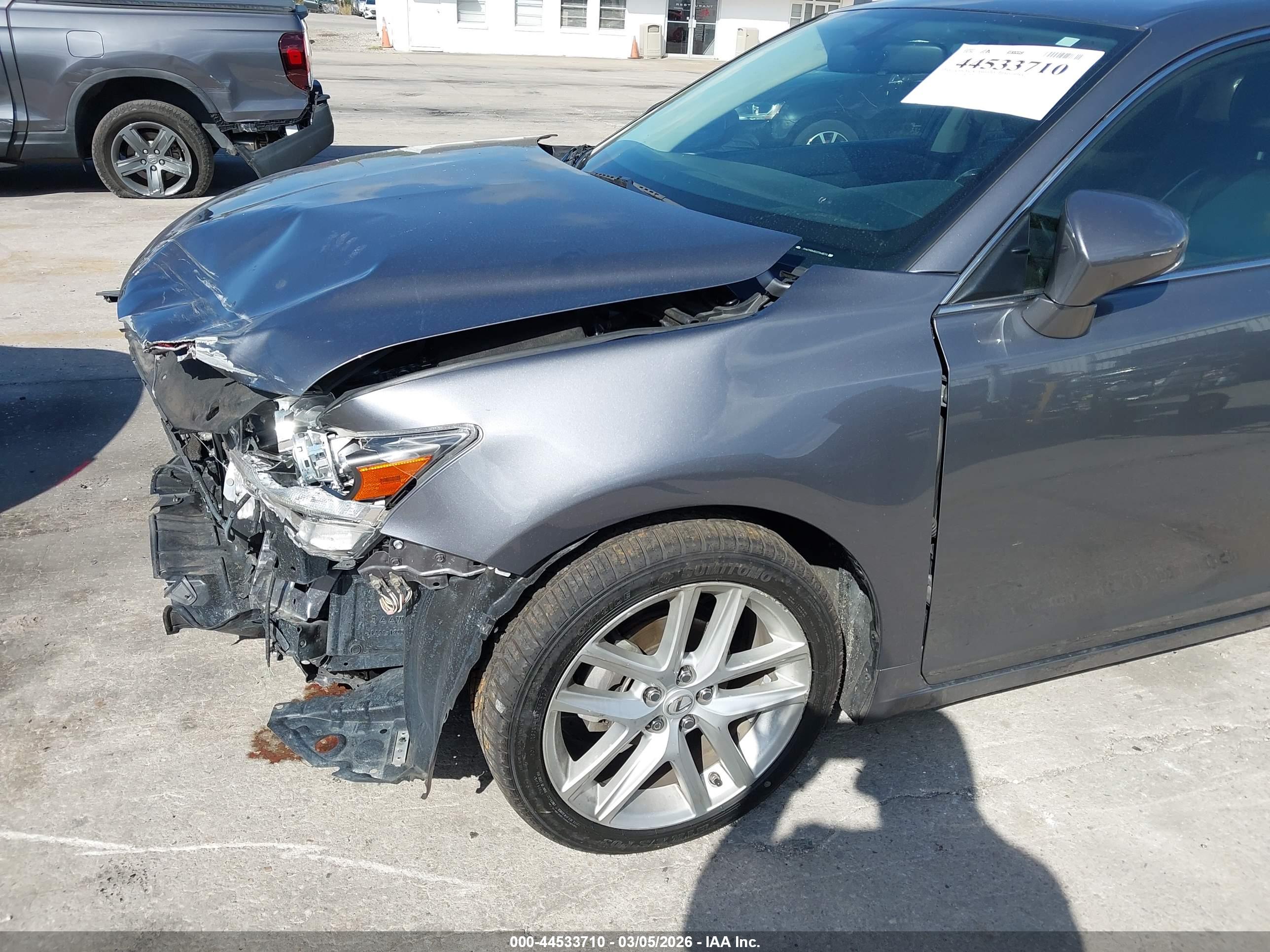 LEXUS CT image 6