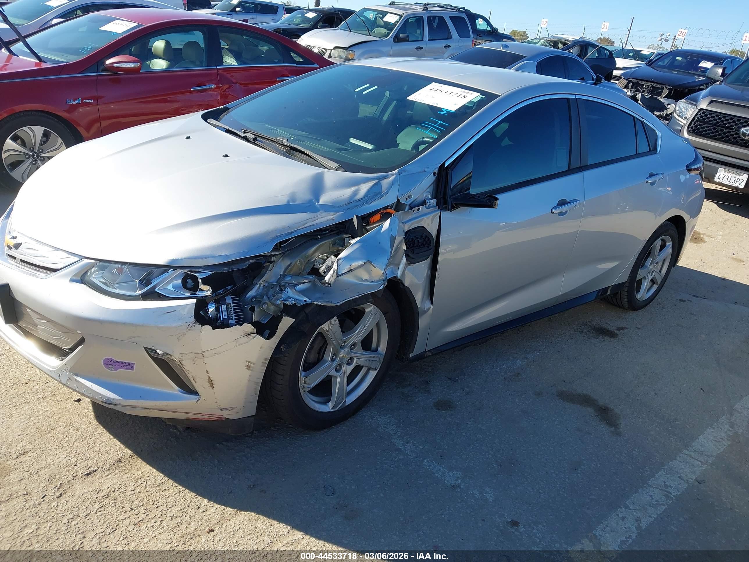 CHEVROLET VOLT image 2