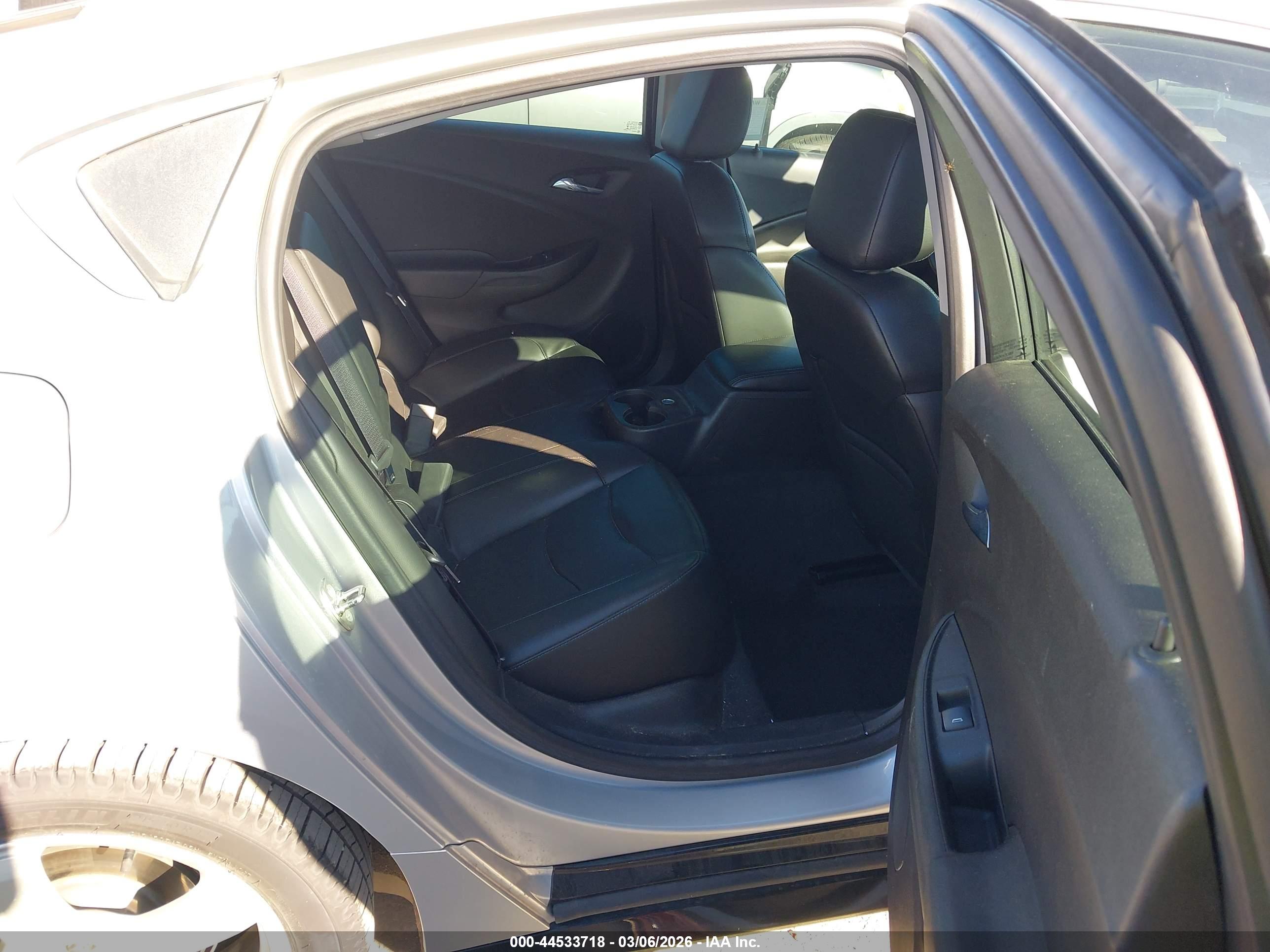 CHEVROLET VOLT image 8