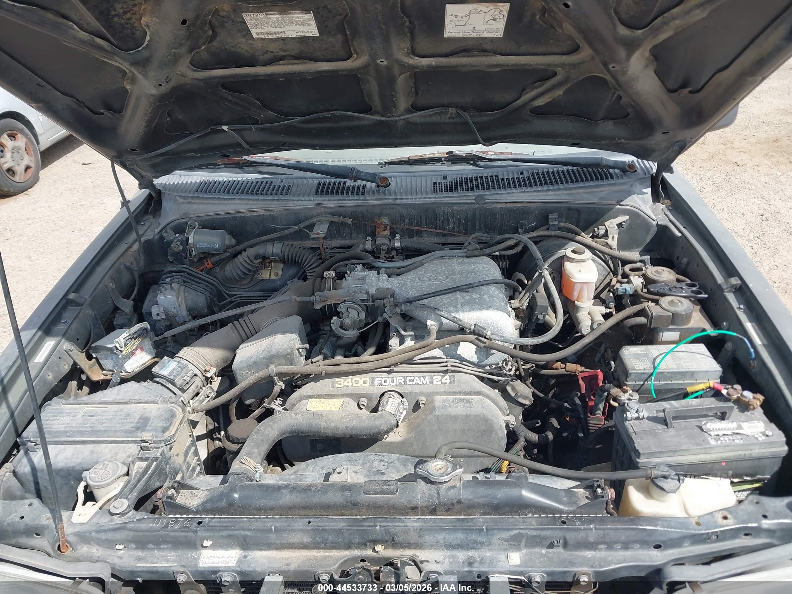 TOYOTA 4RUNNER image 10