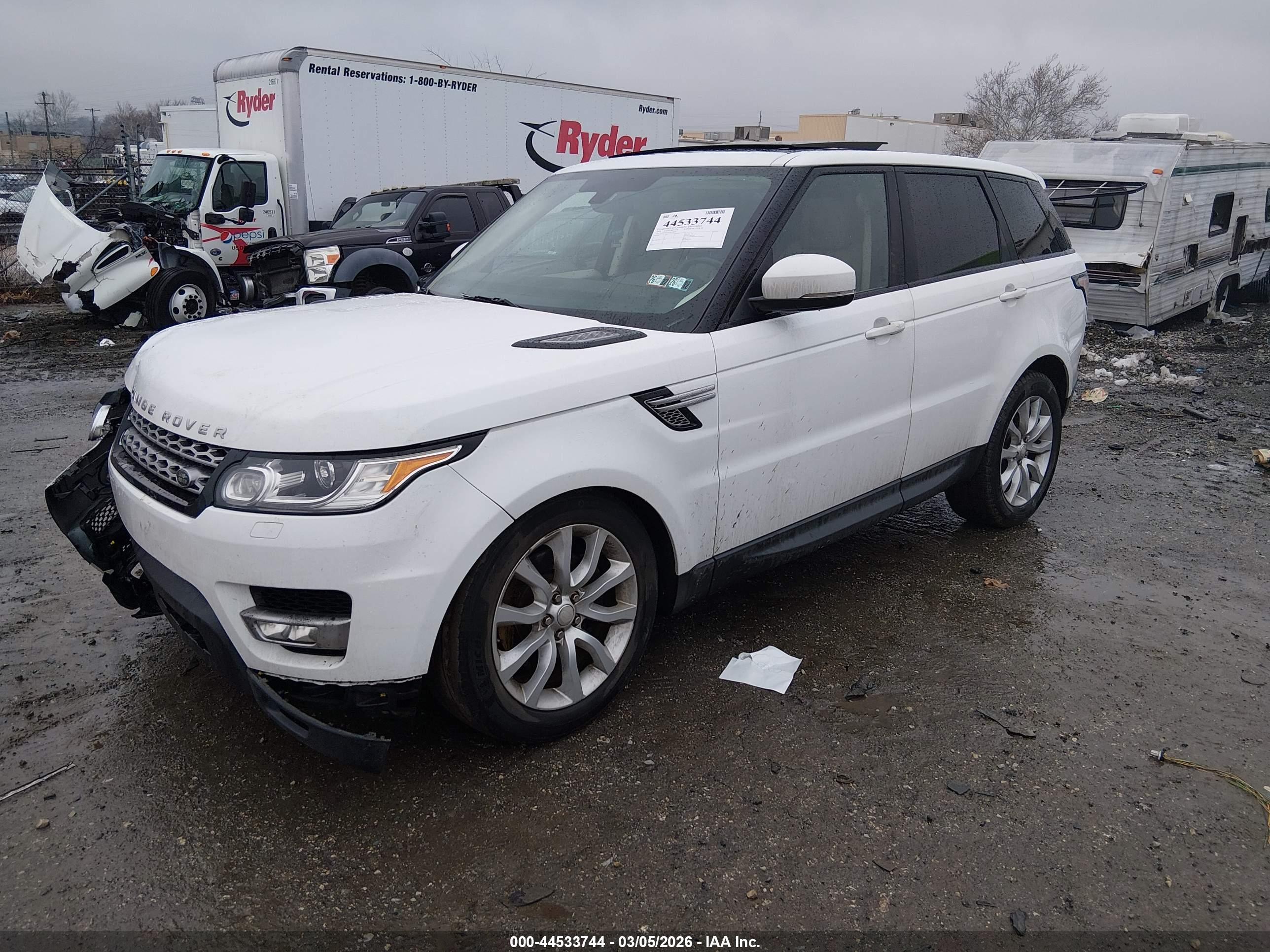 LAND ROVER image 2