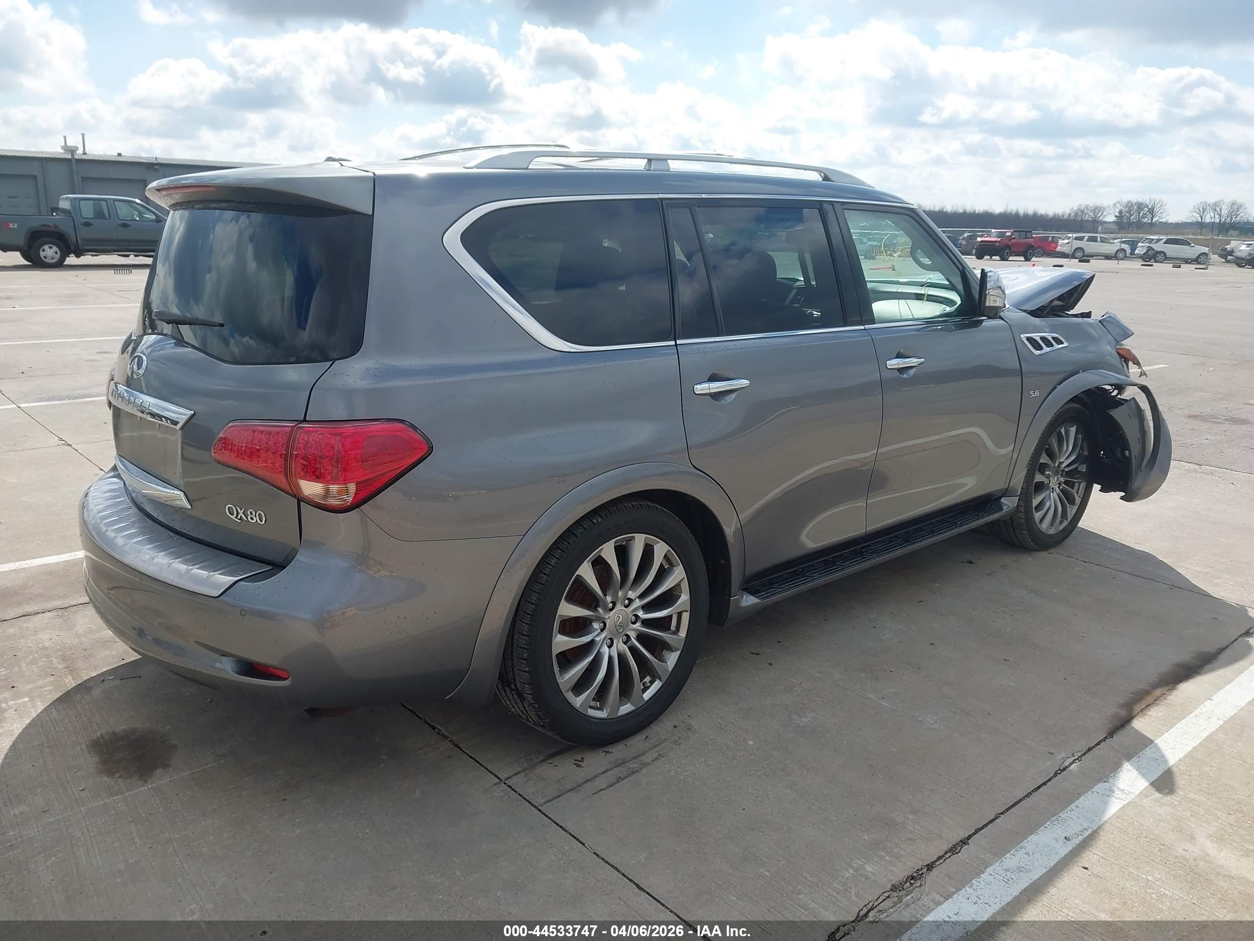 INFINITI QX80 image 4