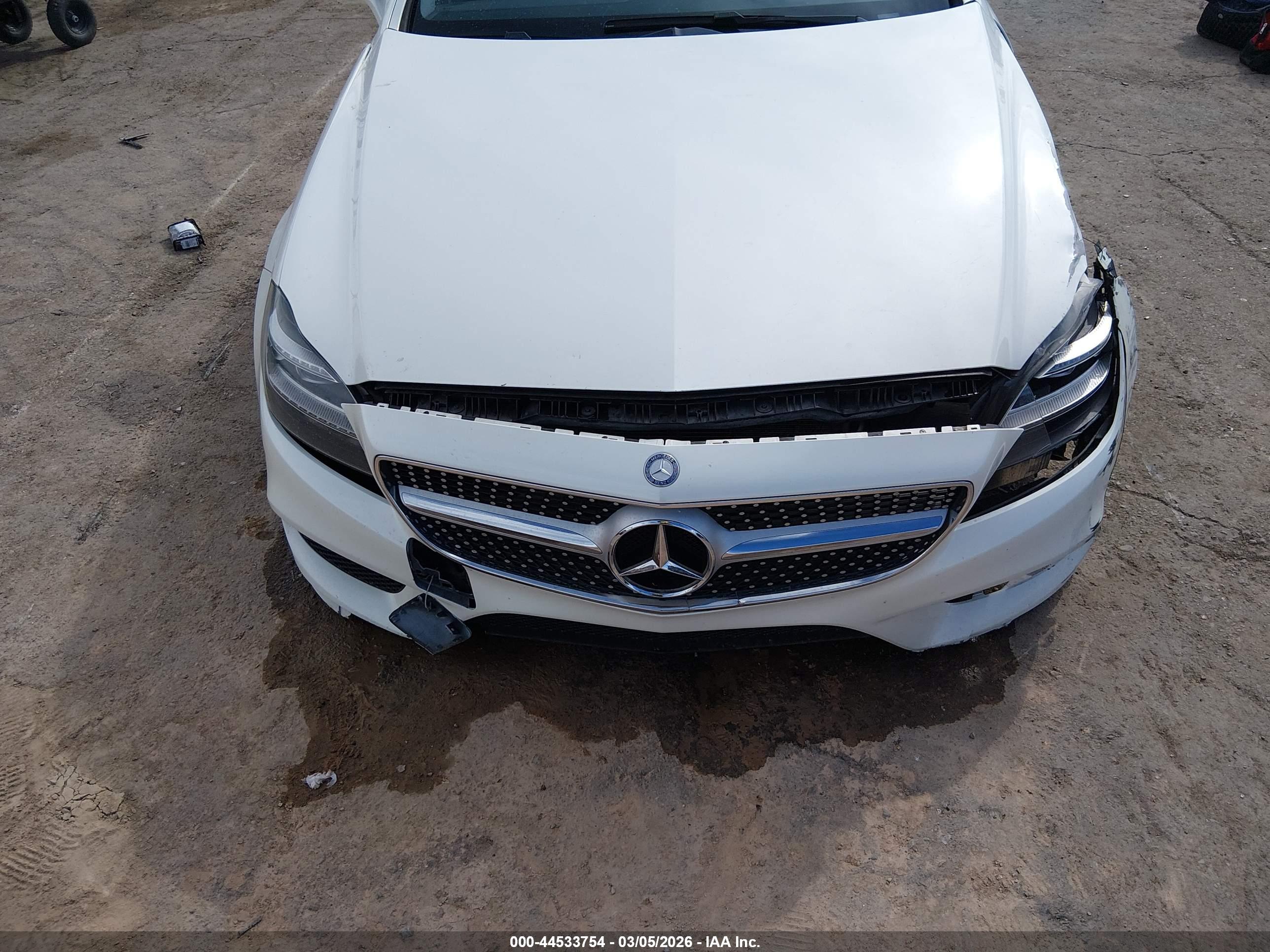 MERCEDES-BENZ CLS image 6