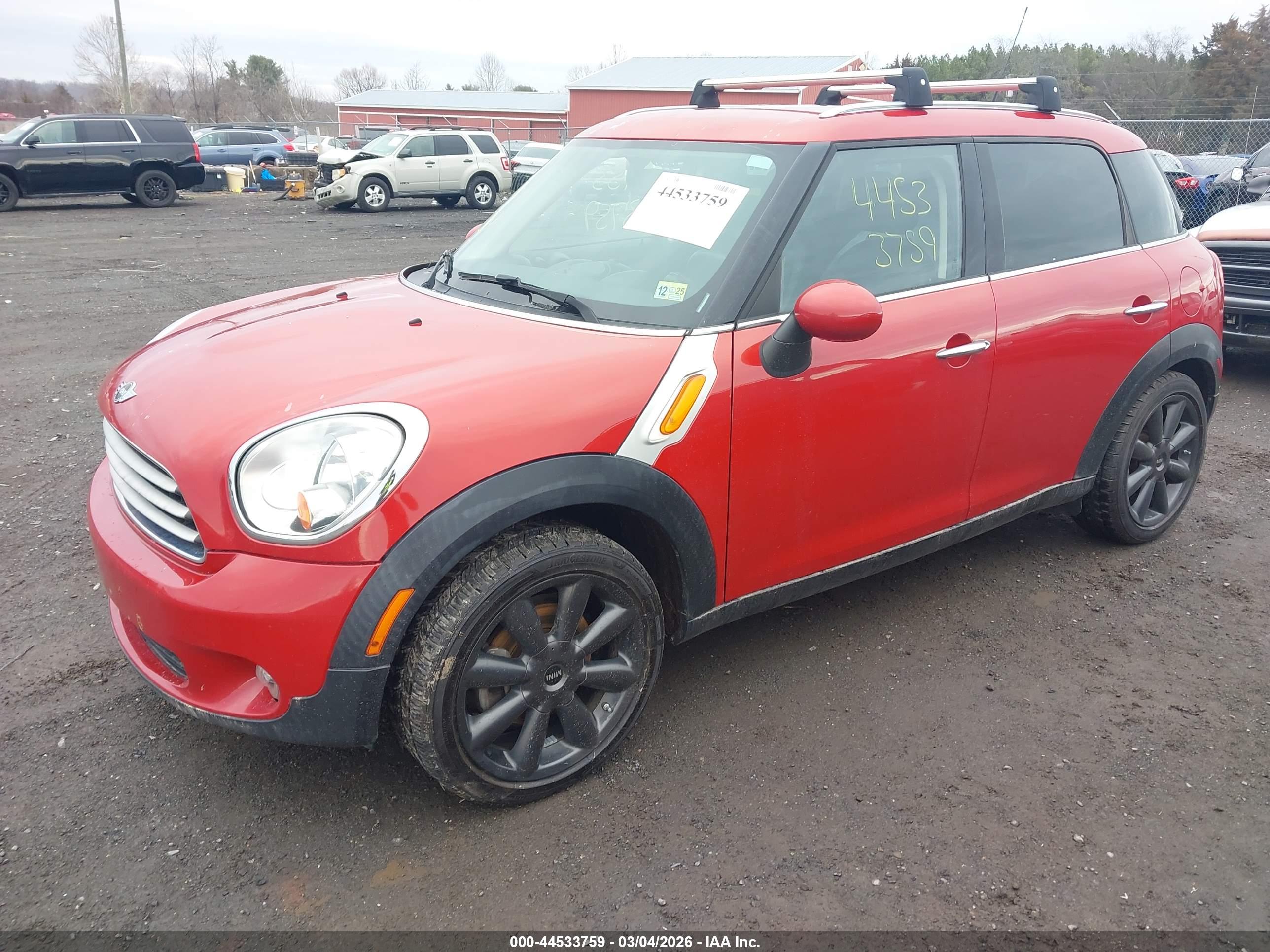 MINI COUNTRYMAN image 2