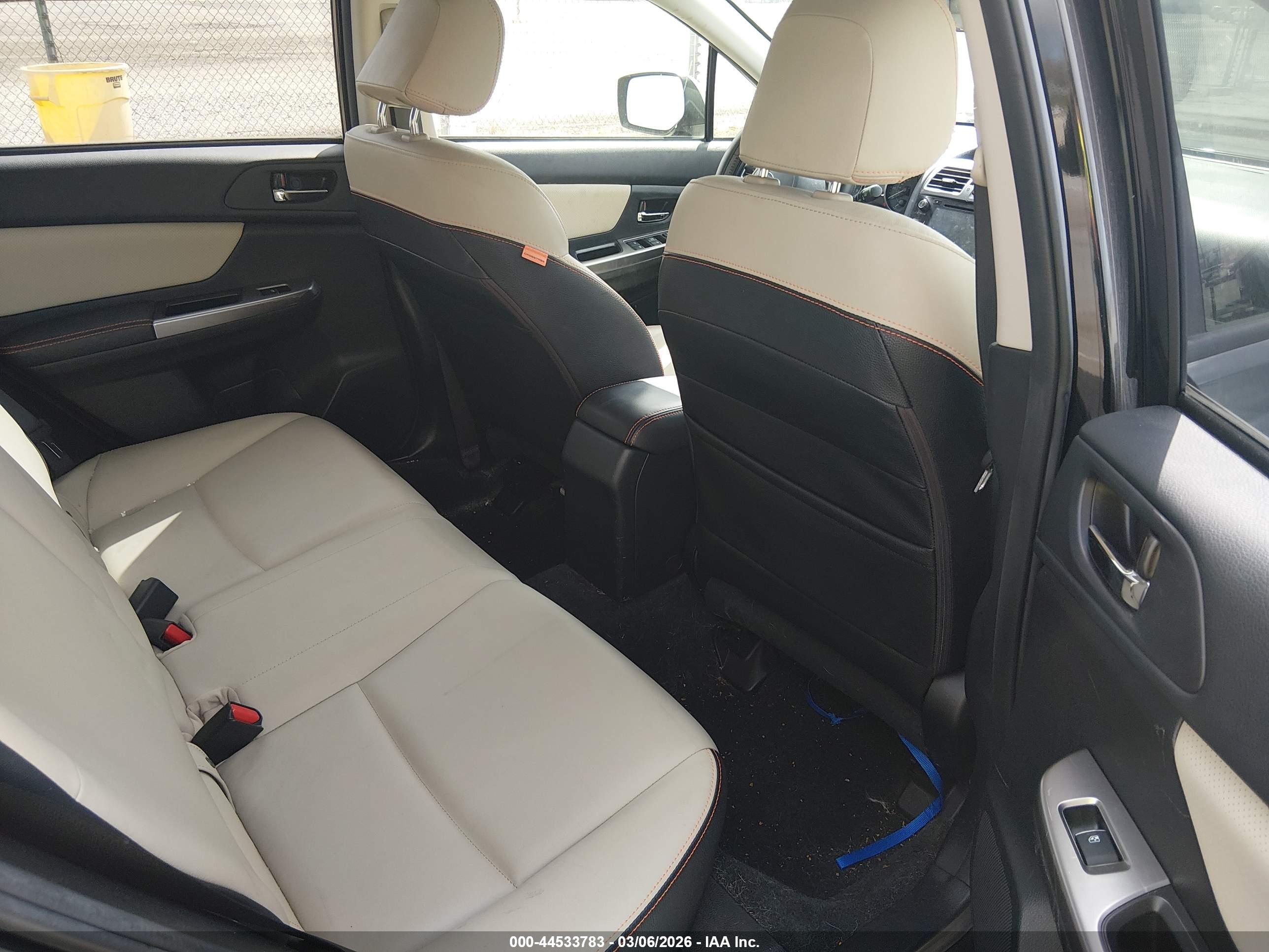 SUBARU CROSSTREK image 8