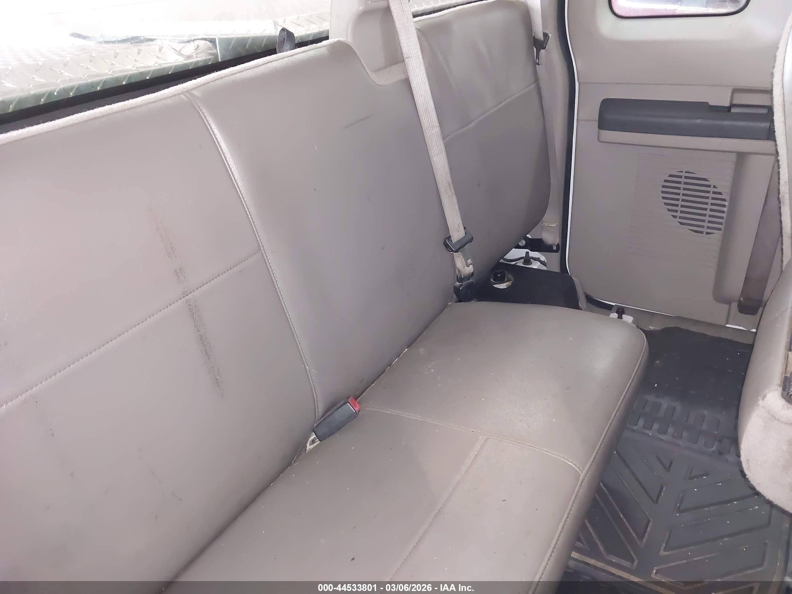 FORD F-250 image 8