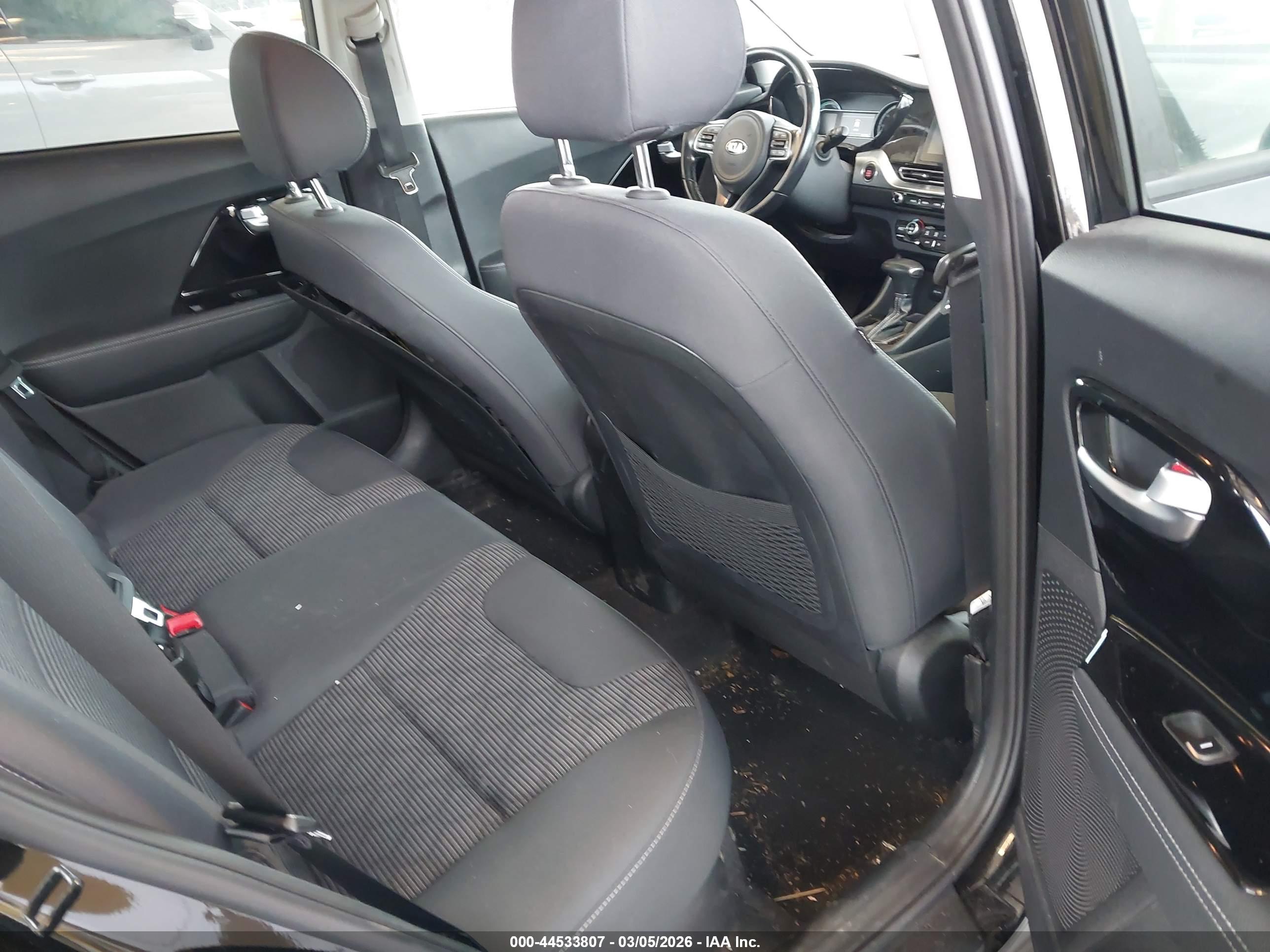 KIA NIRO image 8