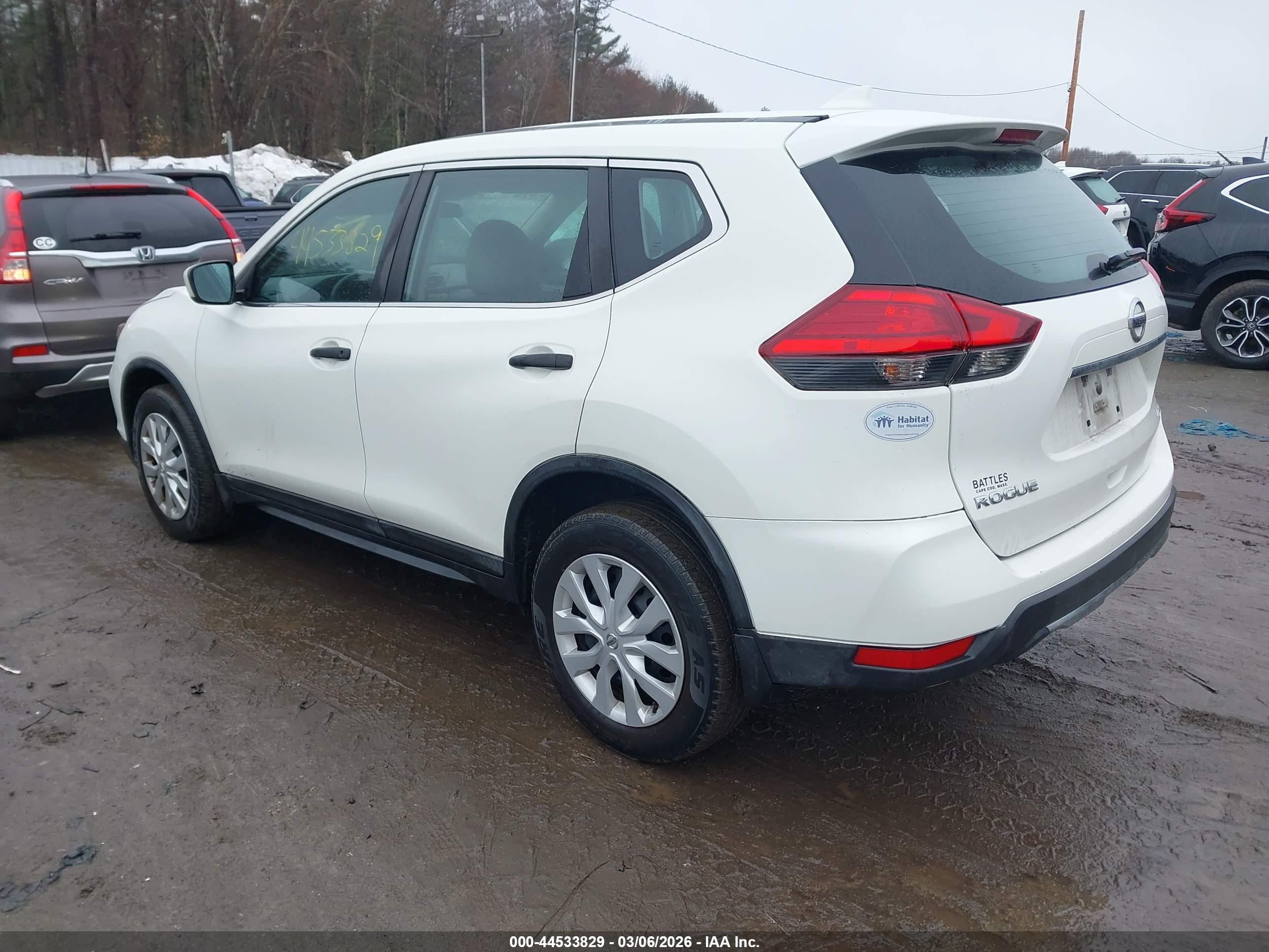 NISSAN ROGUE image 3