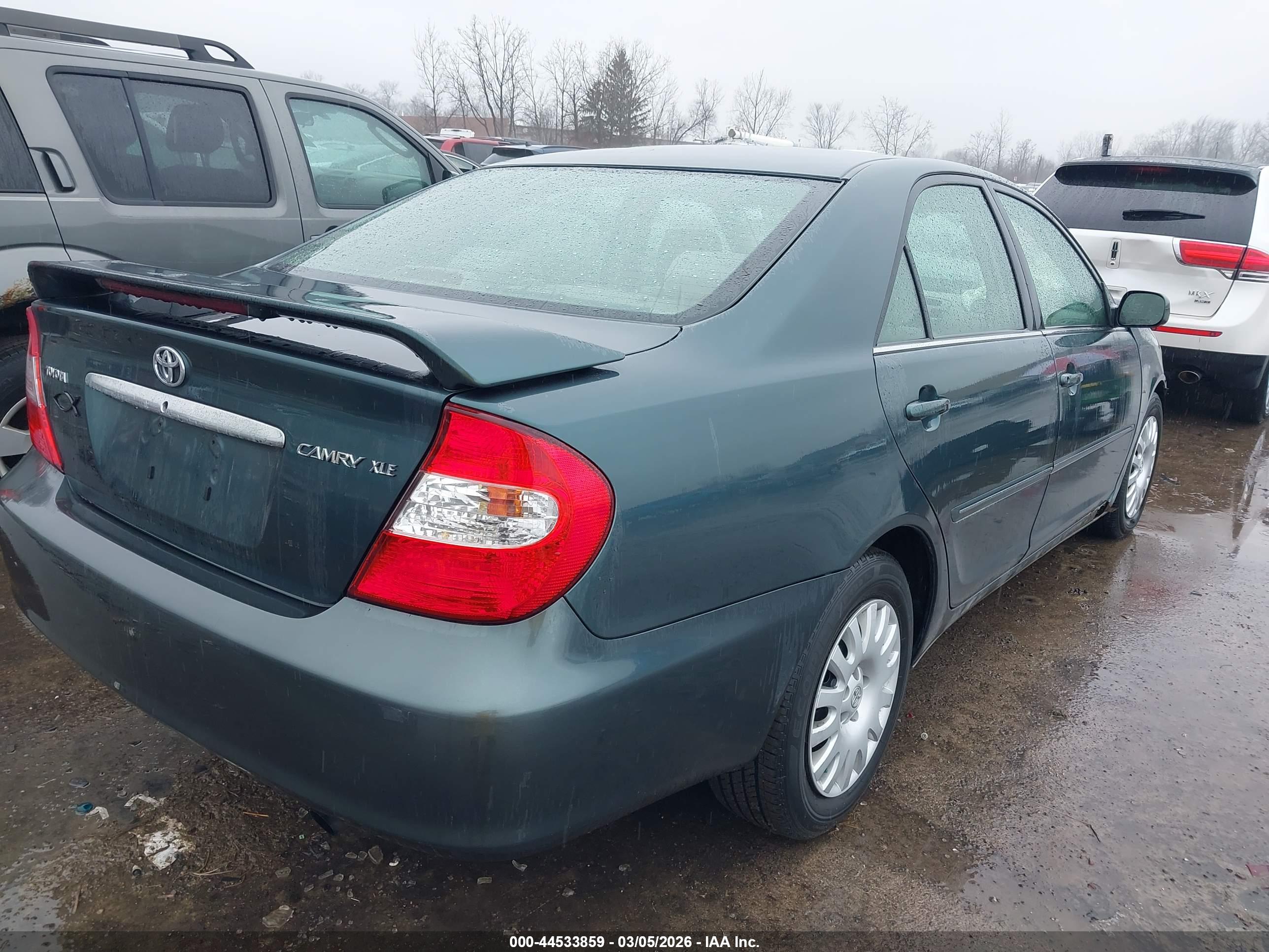 TOYOTA CAMRY image 4