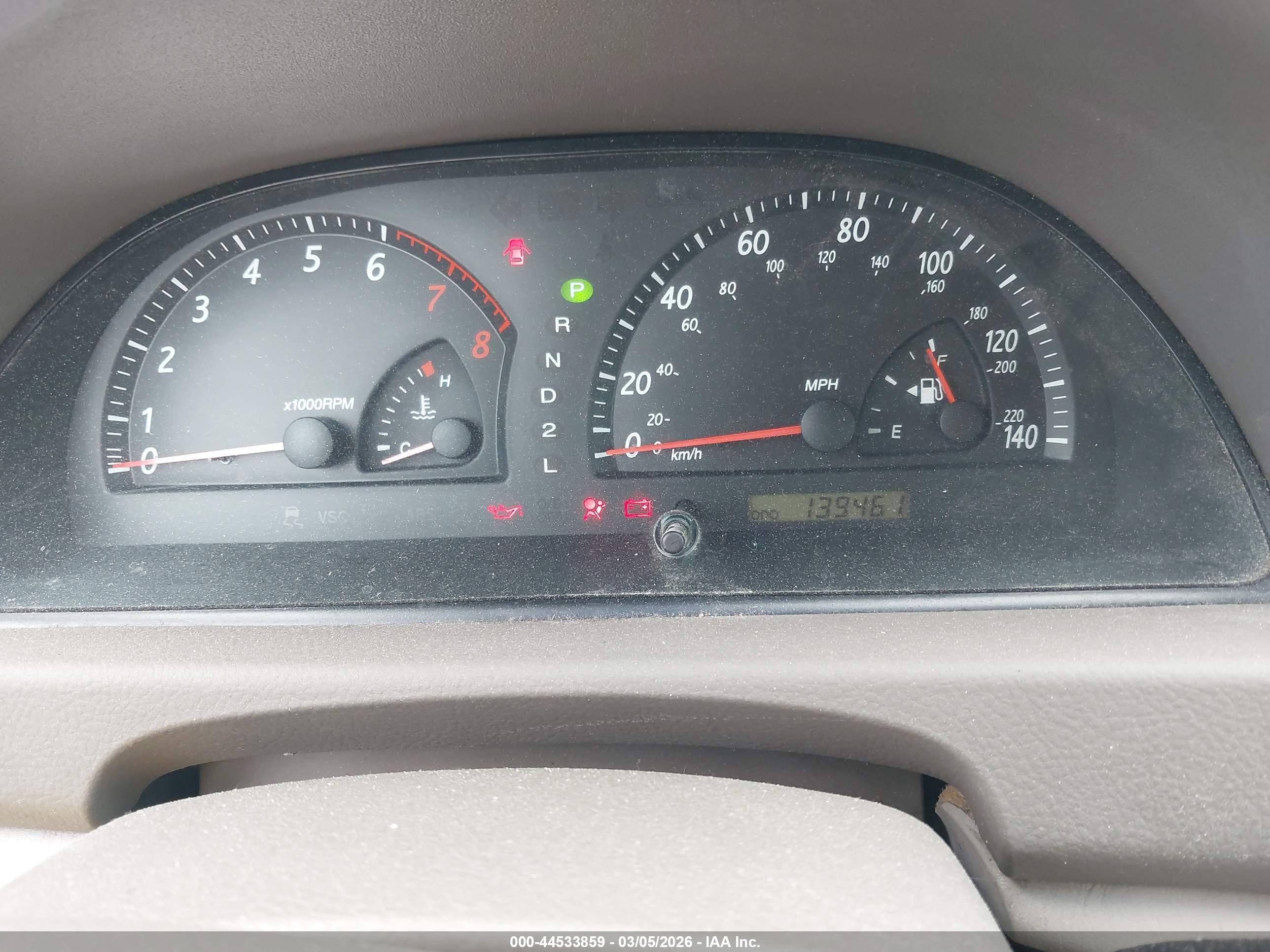 TOYOTA CAMRY image 7