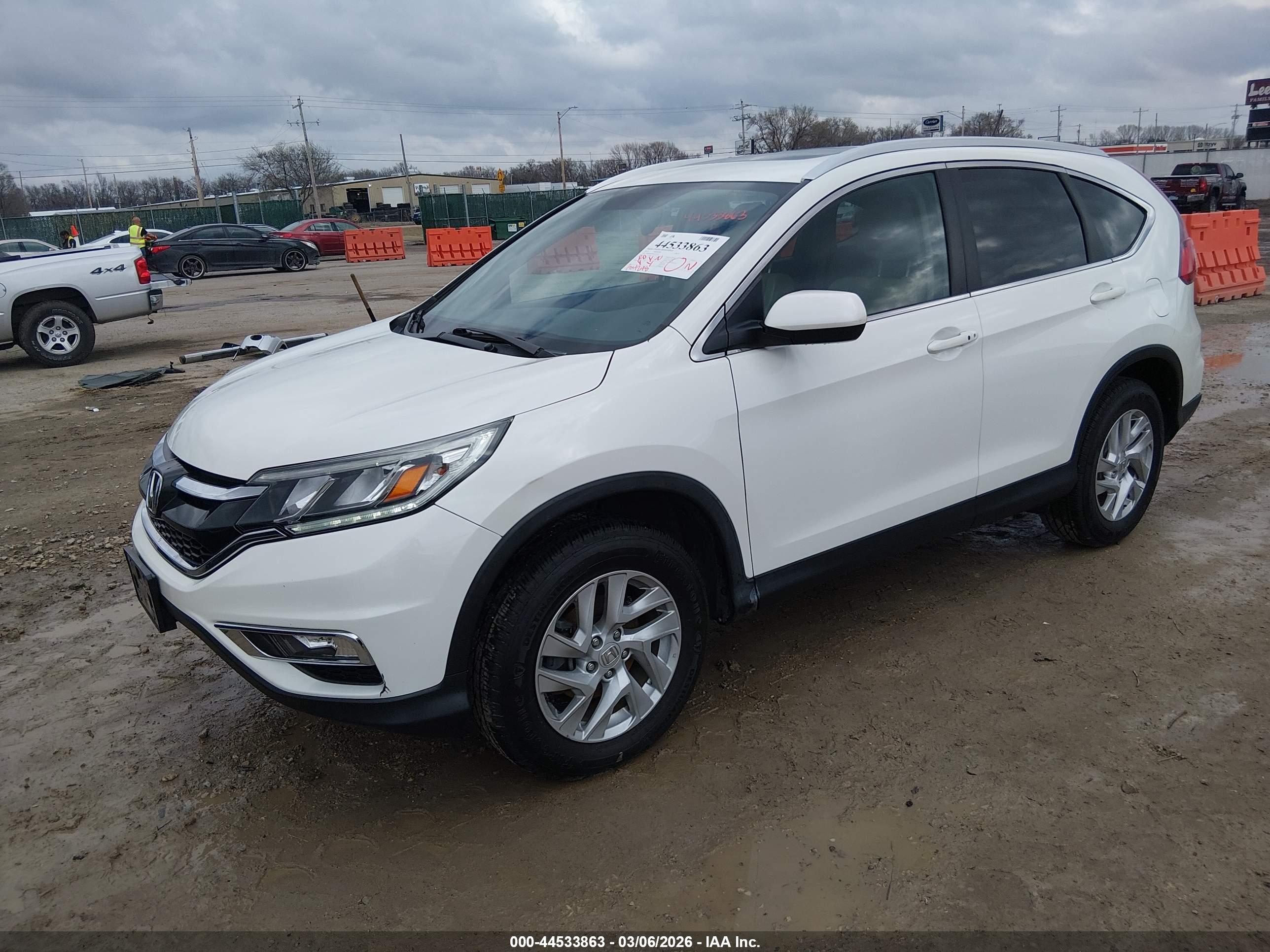 HONDA CR-V image 2