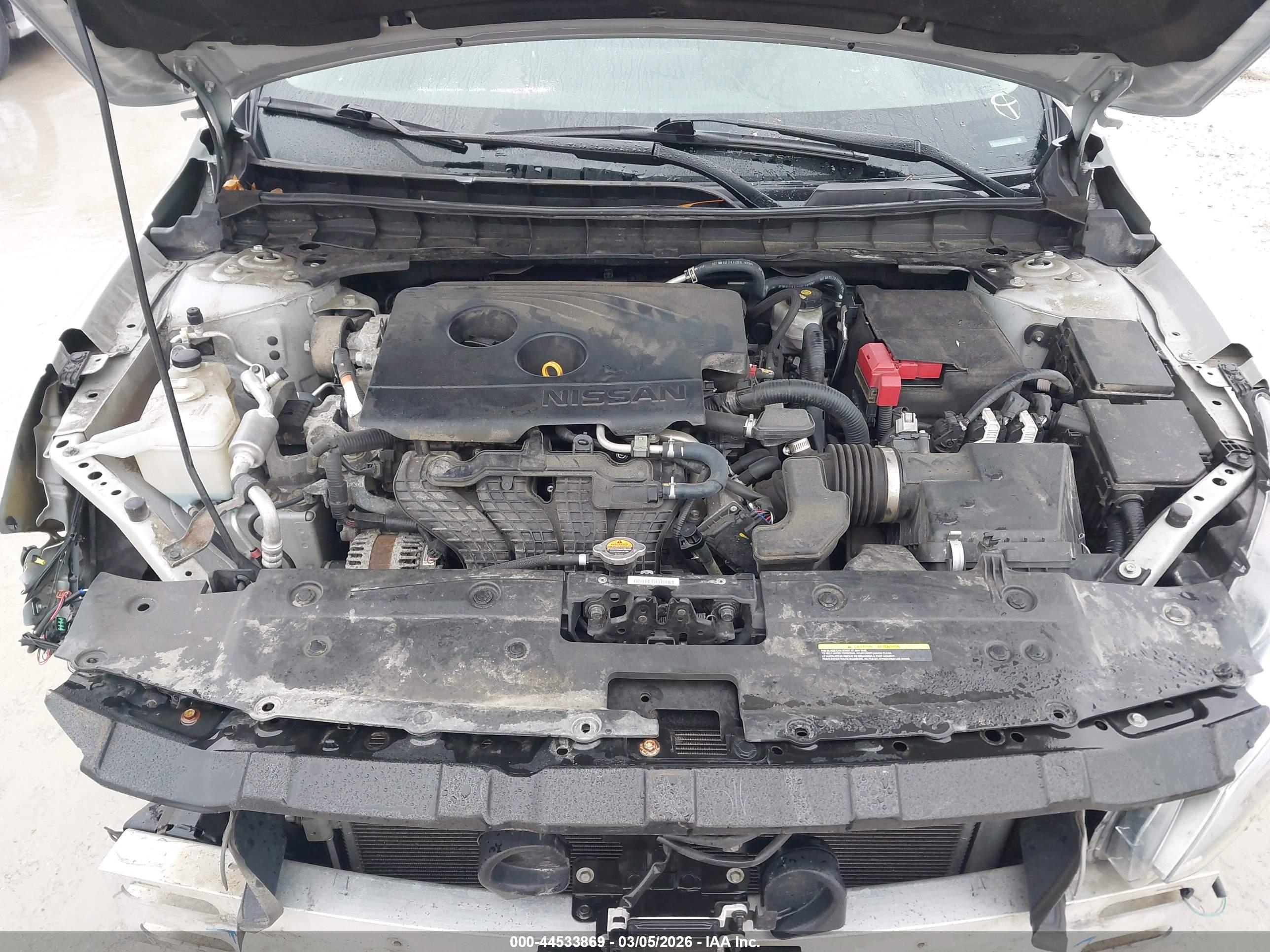 NISSAN ALTIMA image 10