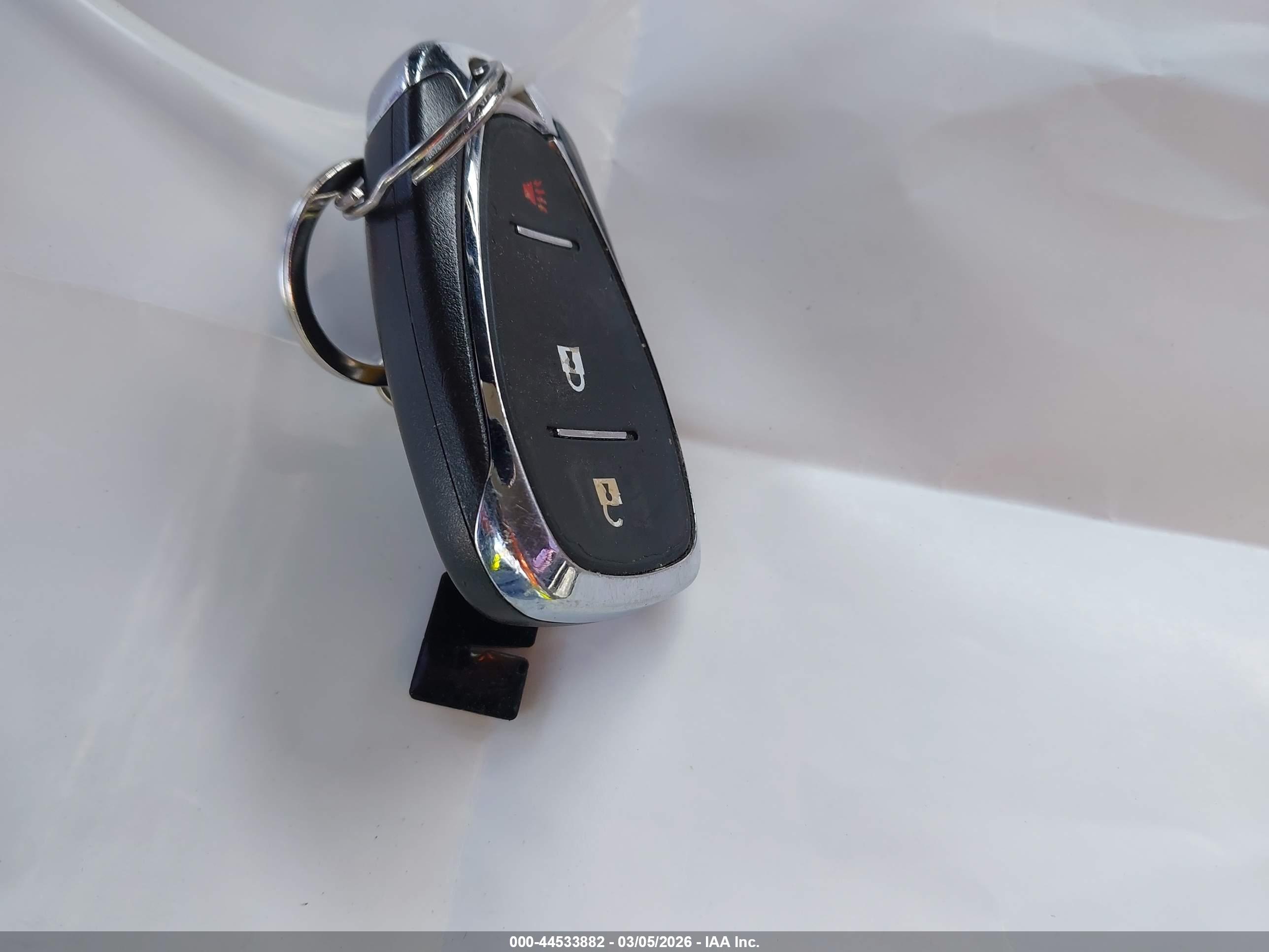 CHEVROLET TRAVERSE image 11