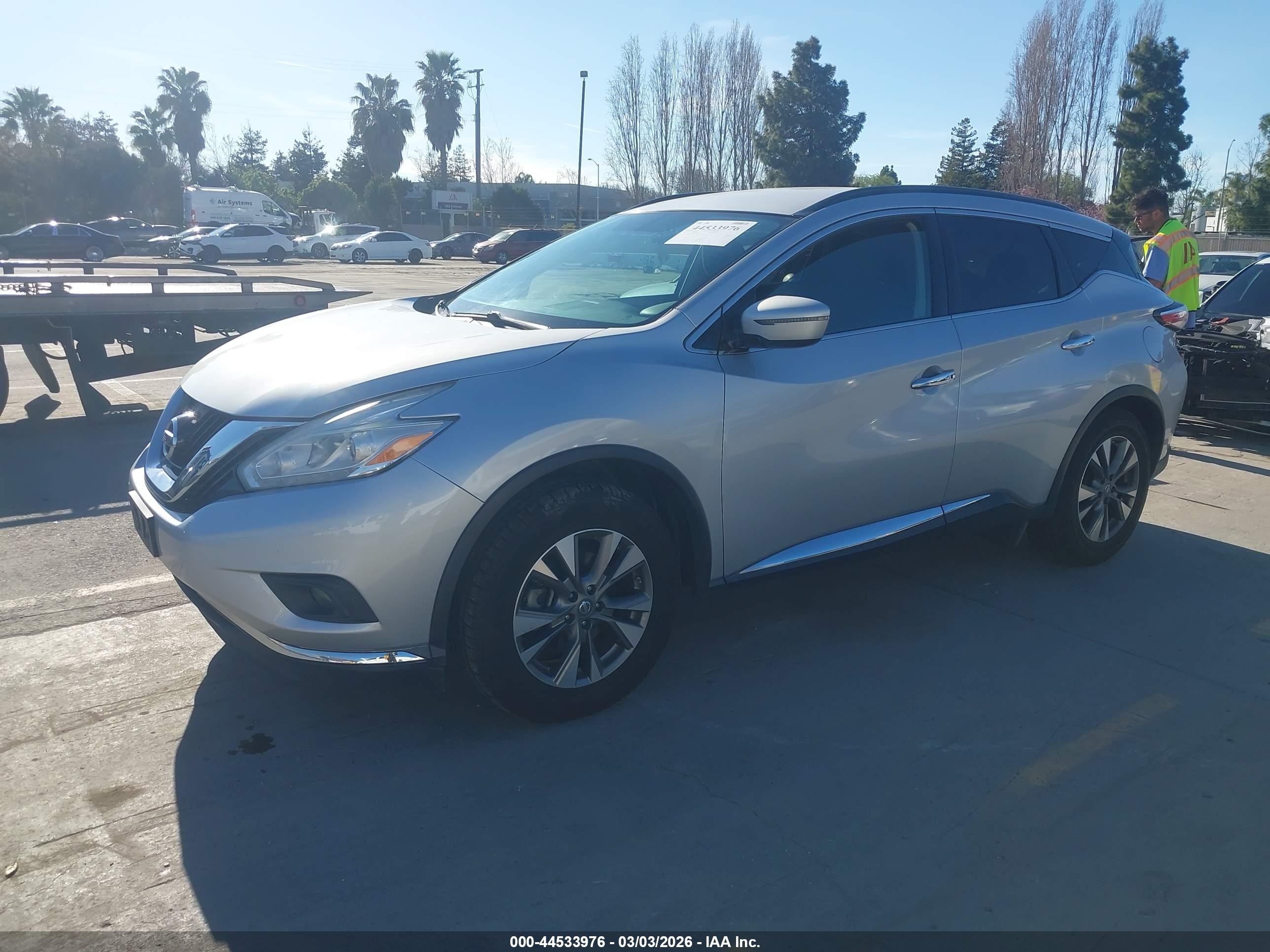 NISSAN MURANO image 2