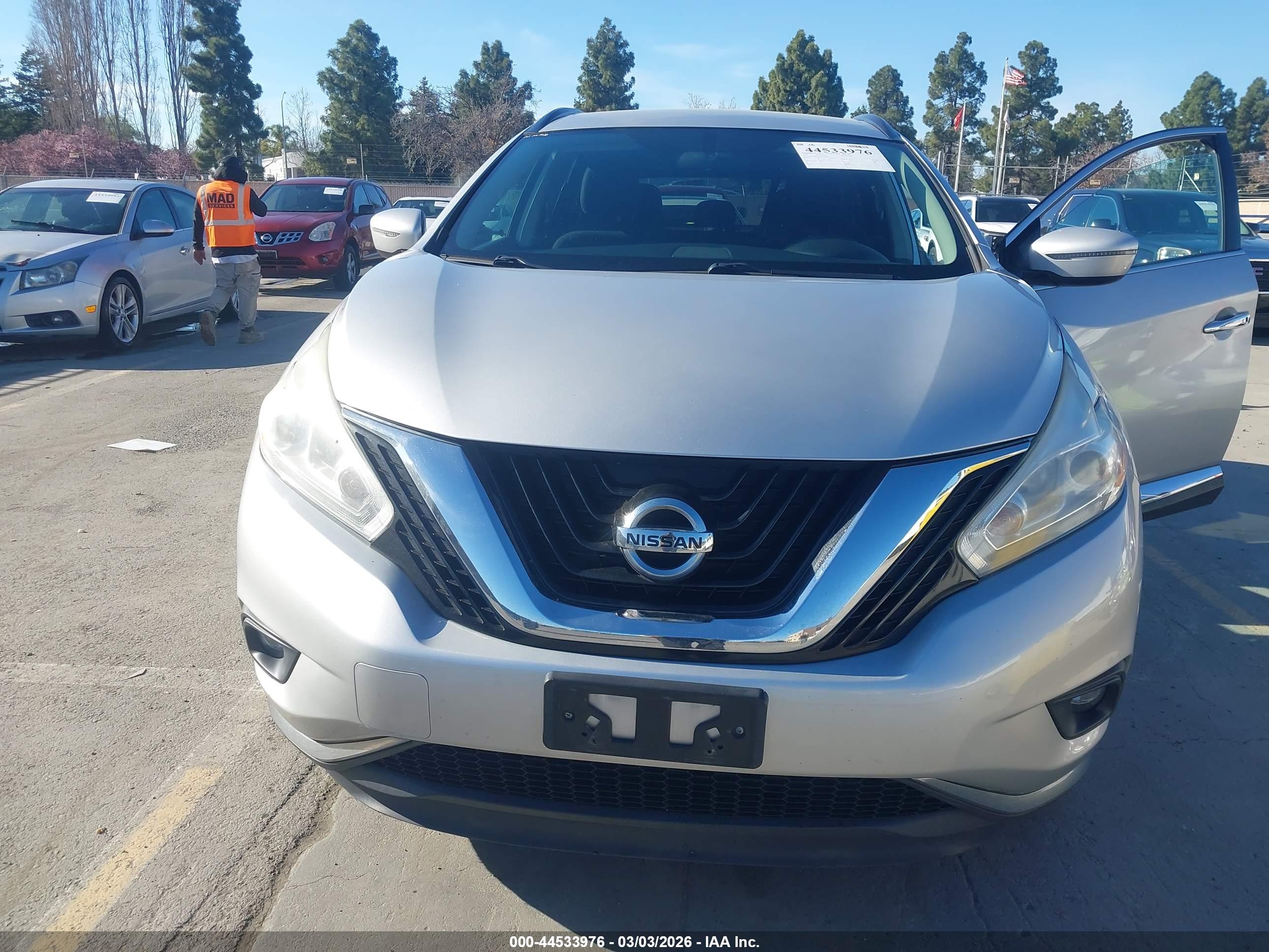 NISSAN MURANO image 6