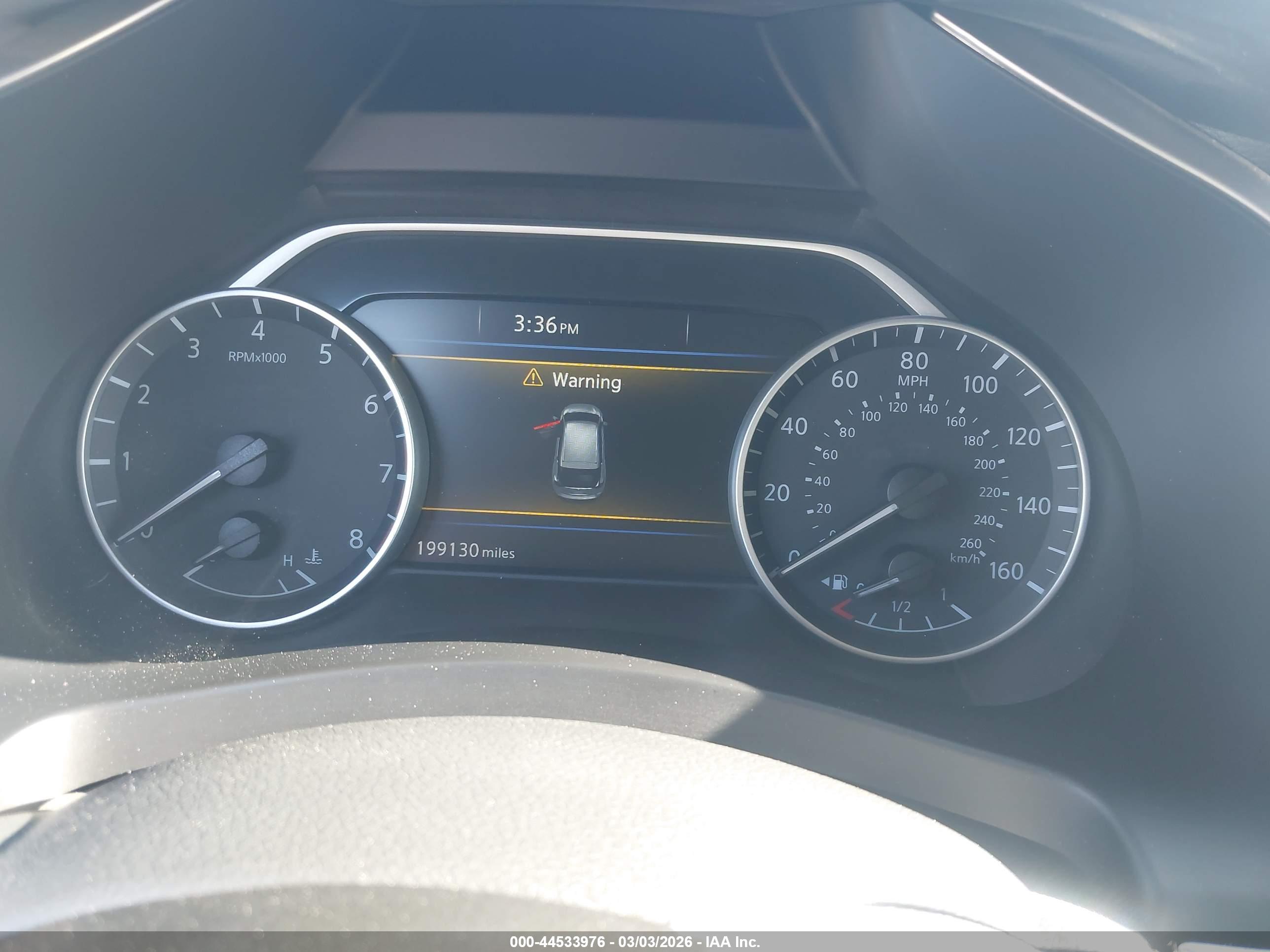 NISSAN MURANO image 7