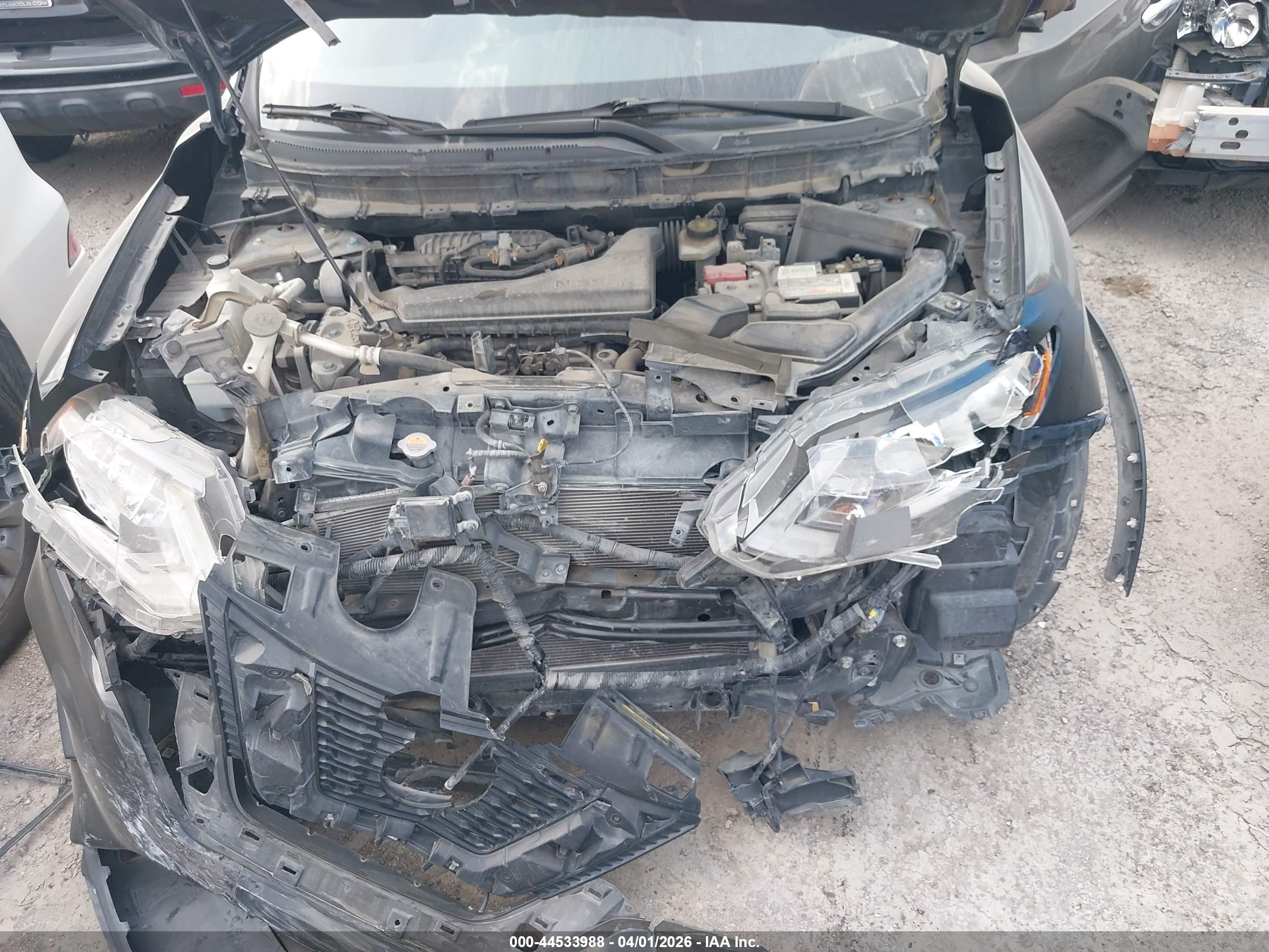 NISSAN ROGUE image 10