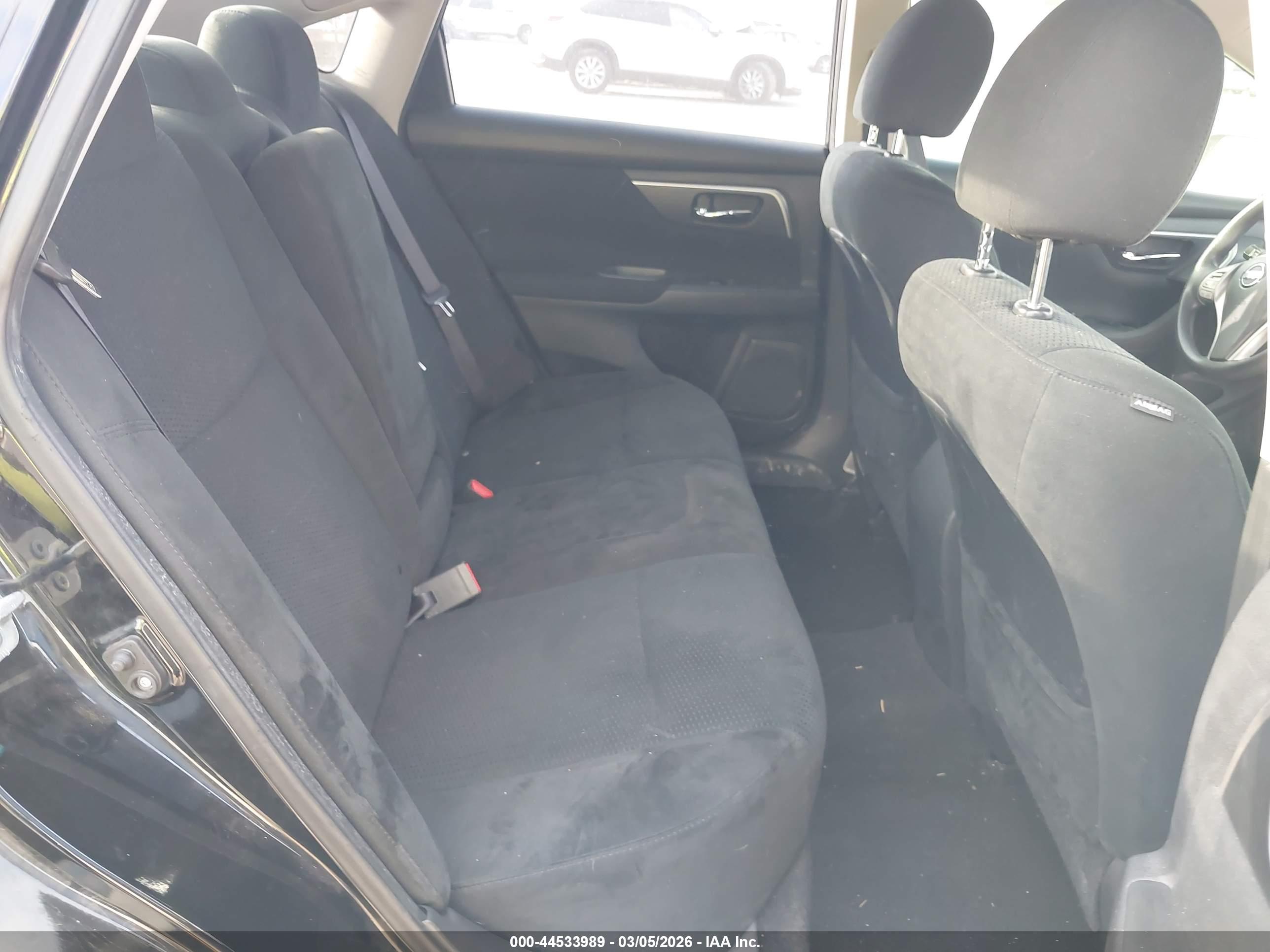 NISSAN ALTIMA image 8