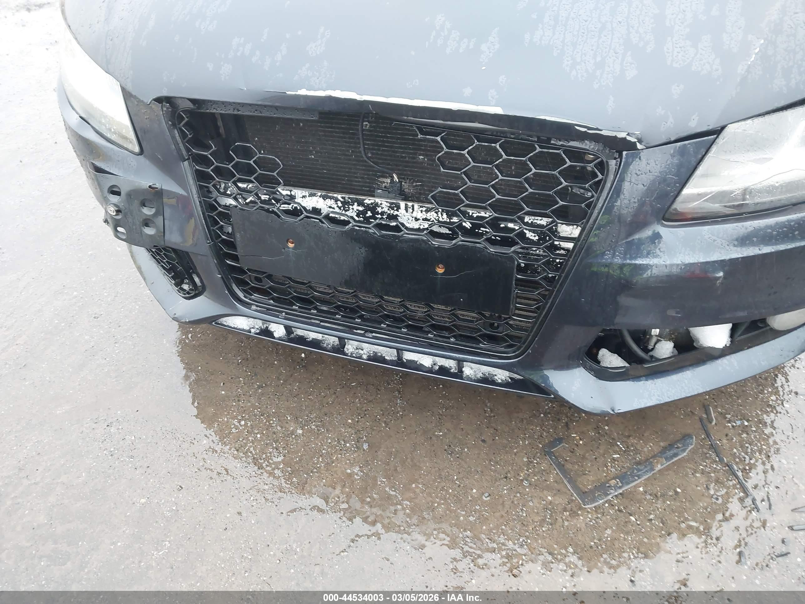 AUDI A4 image 6