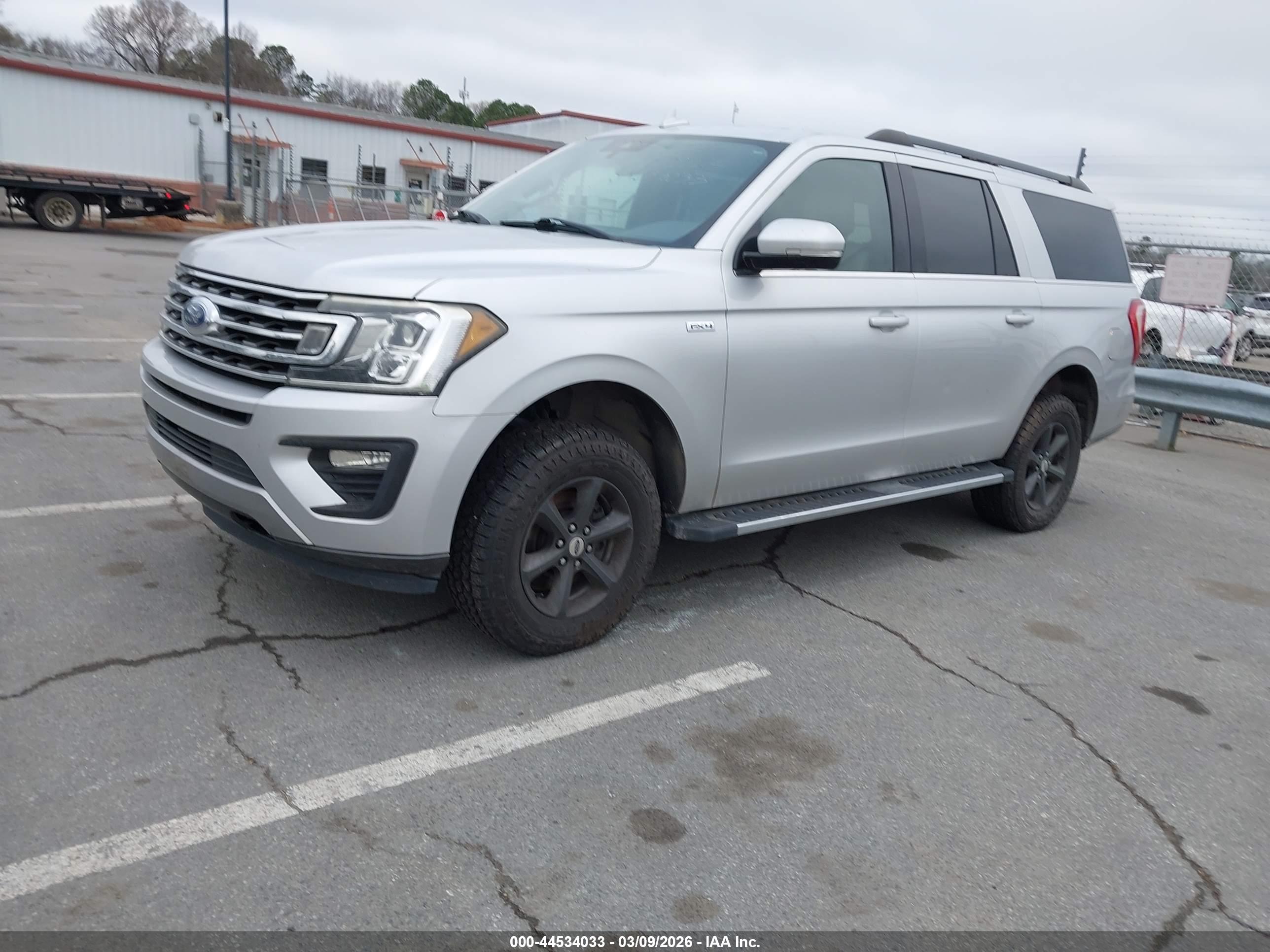 FORD EXPEDITION image 2