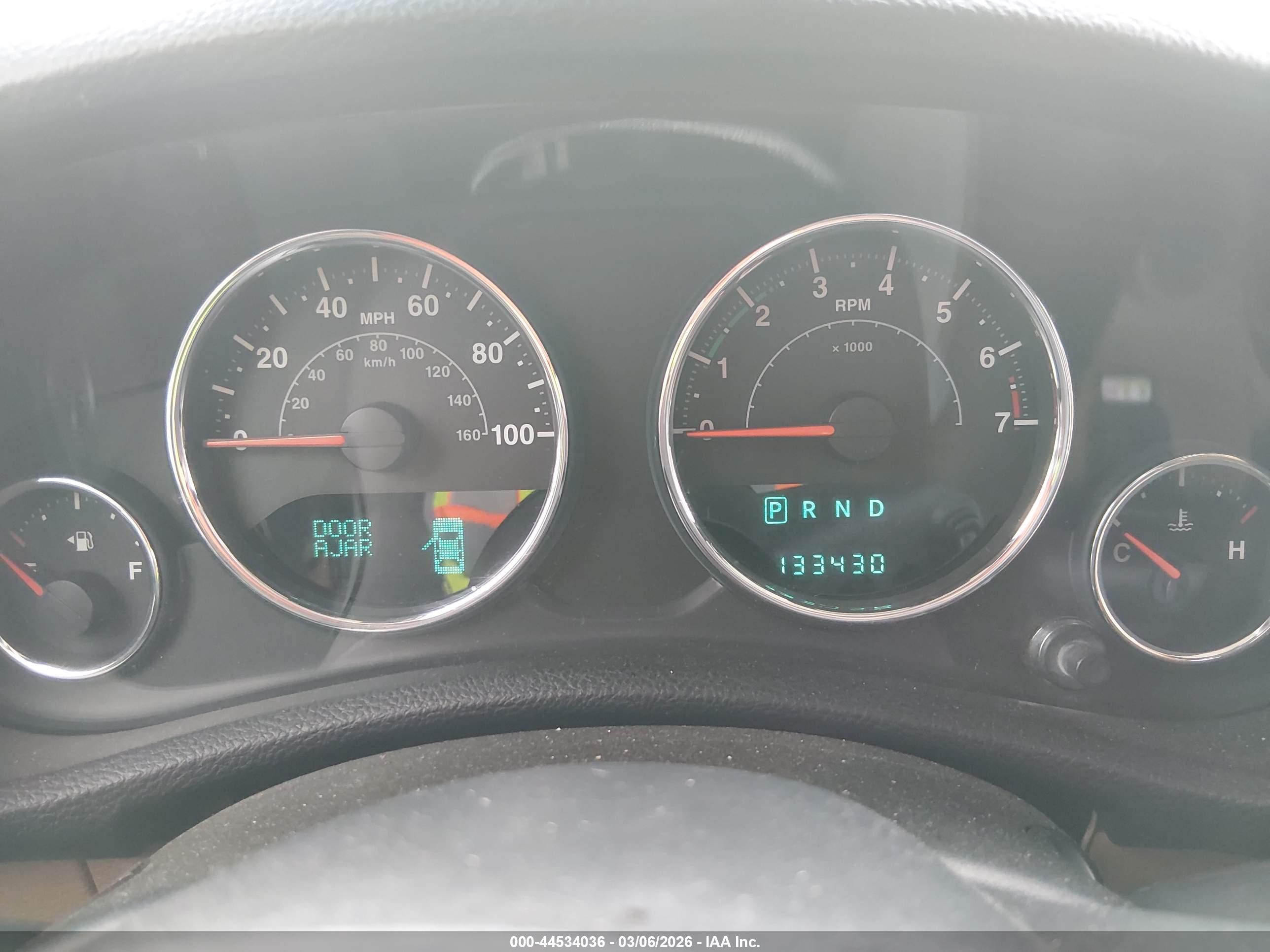 JEEP WRANGLER image 7
