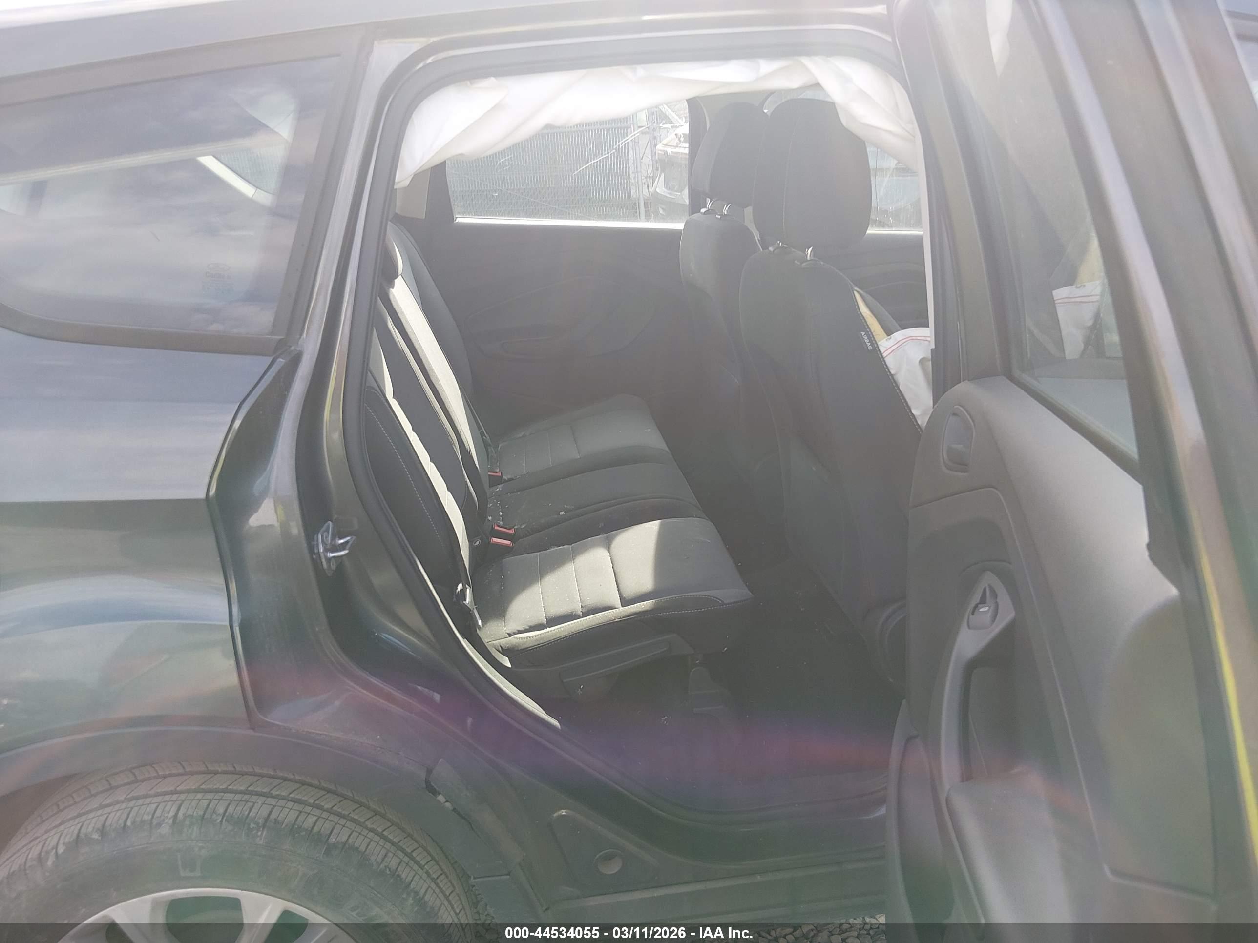 FORD ESCAPE image 8