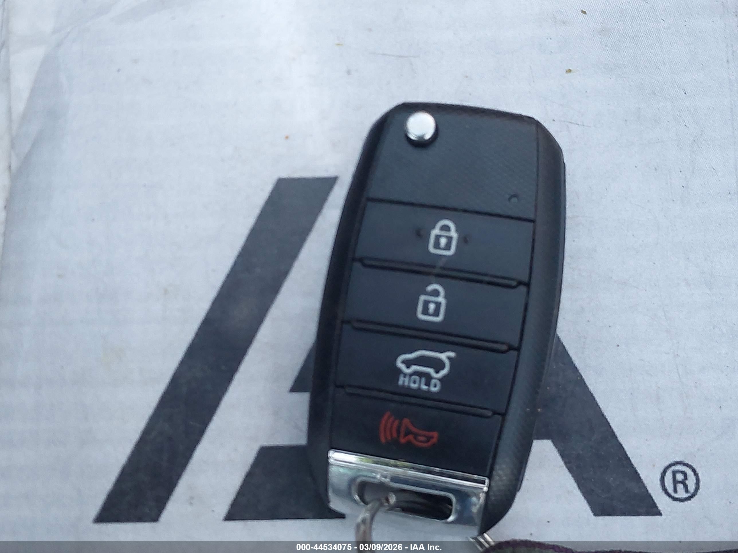 KIA SPORTAGE image 11