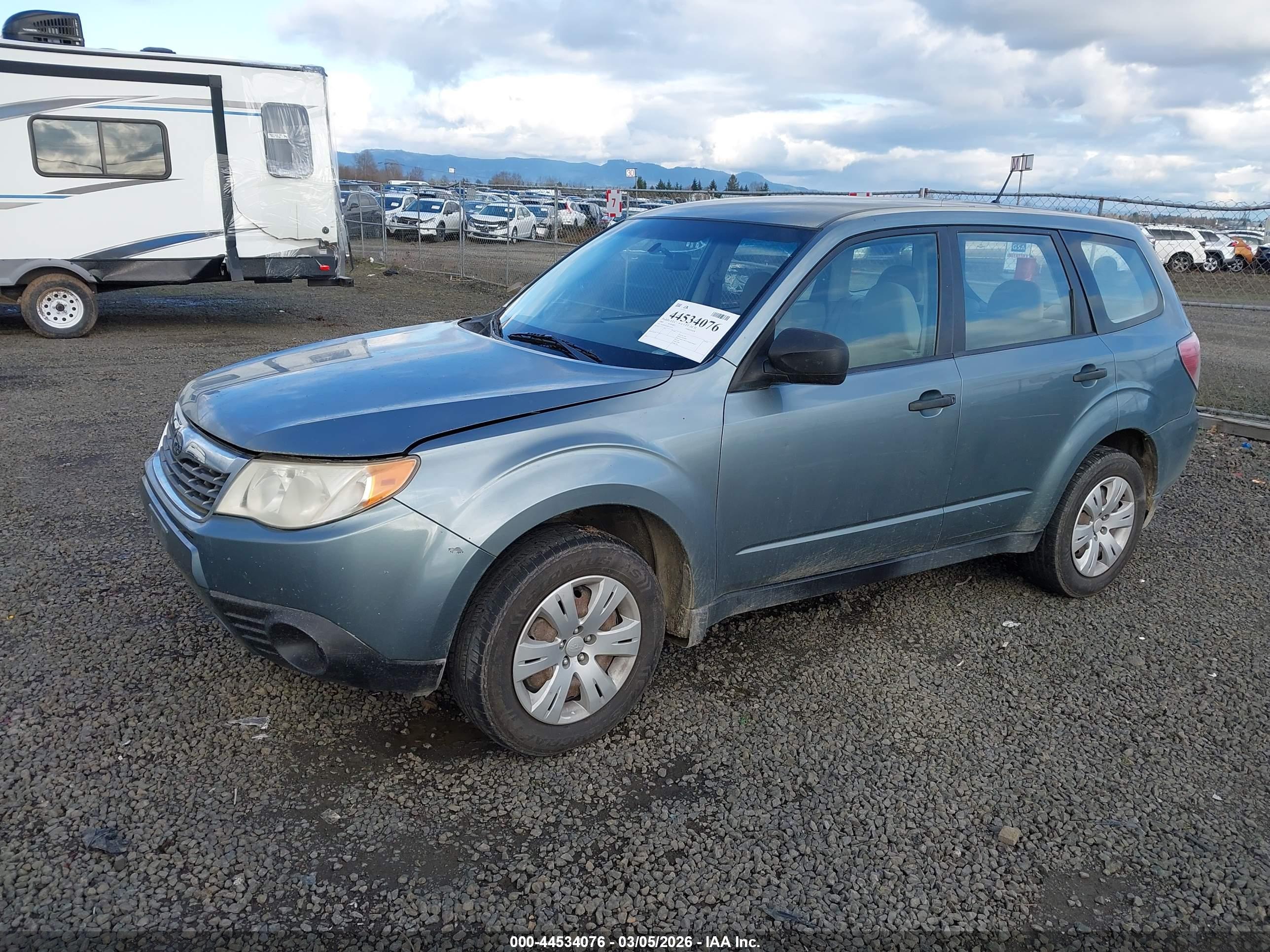 SUBARU FORESTER image 2