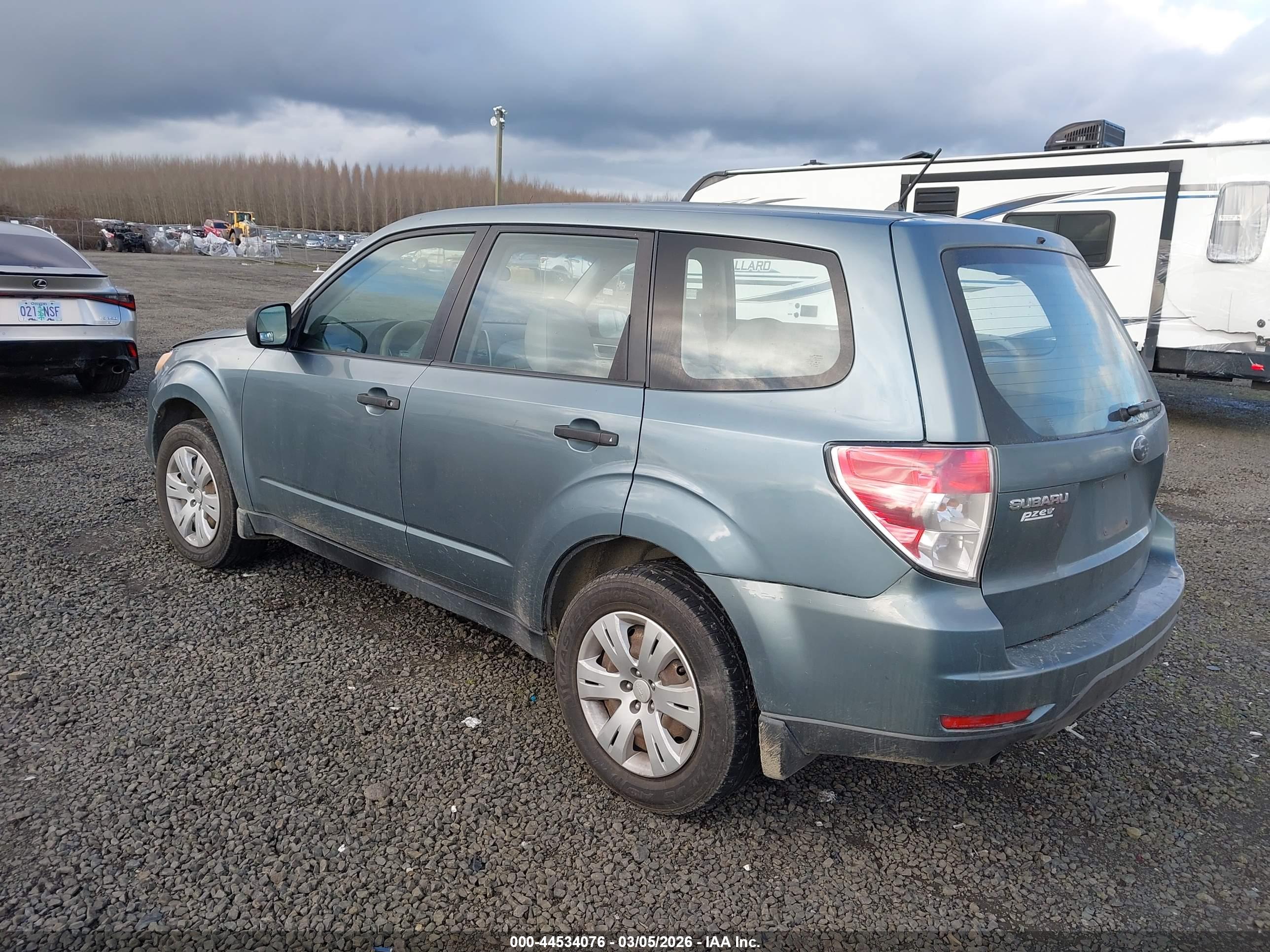 SUBARU FORESTER image 3