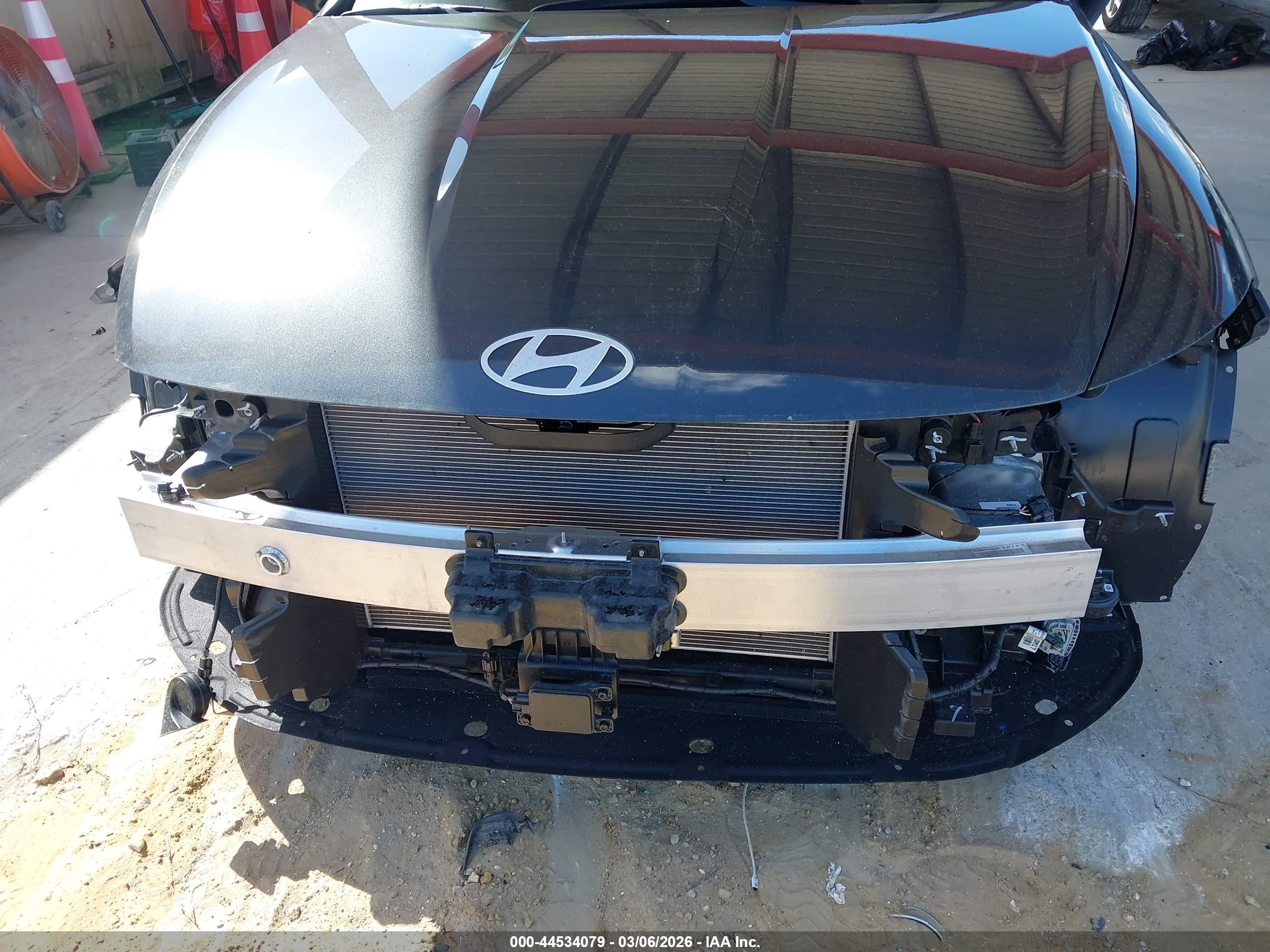 HYUNDAI SONATA image 6