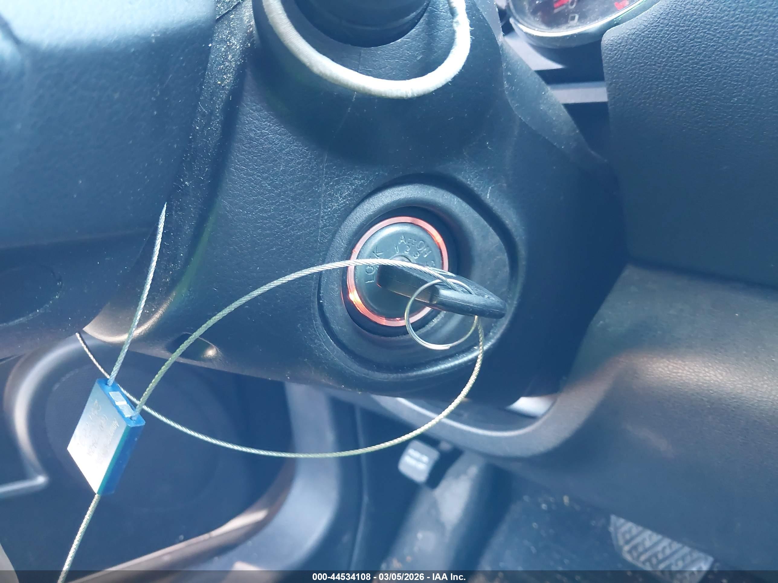 NISSAN ROGUE image 11