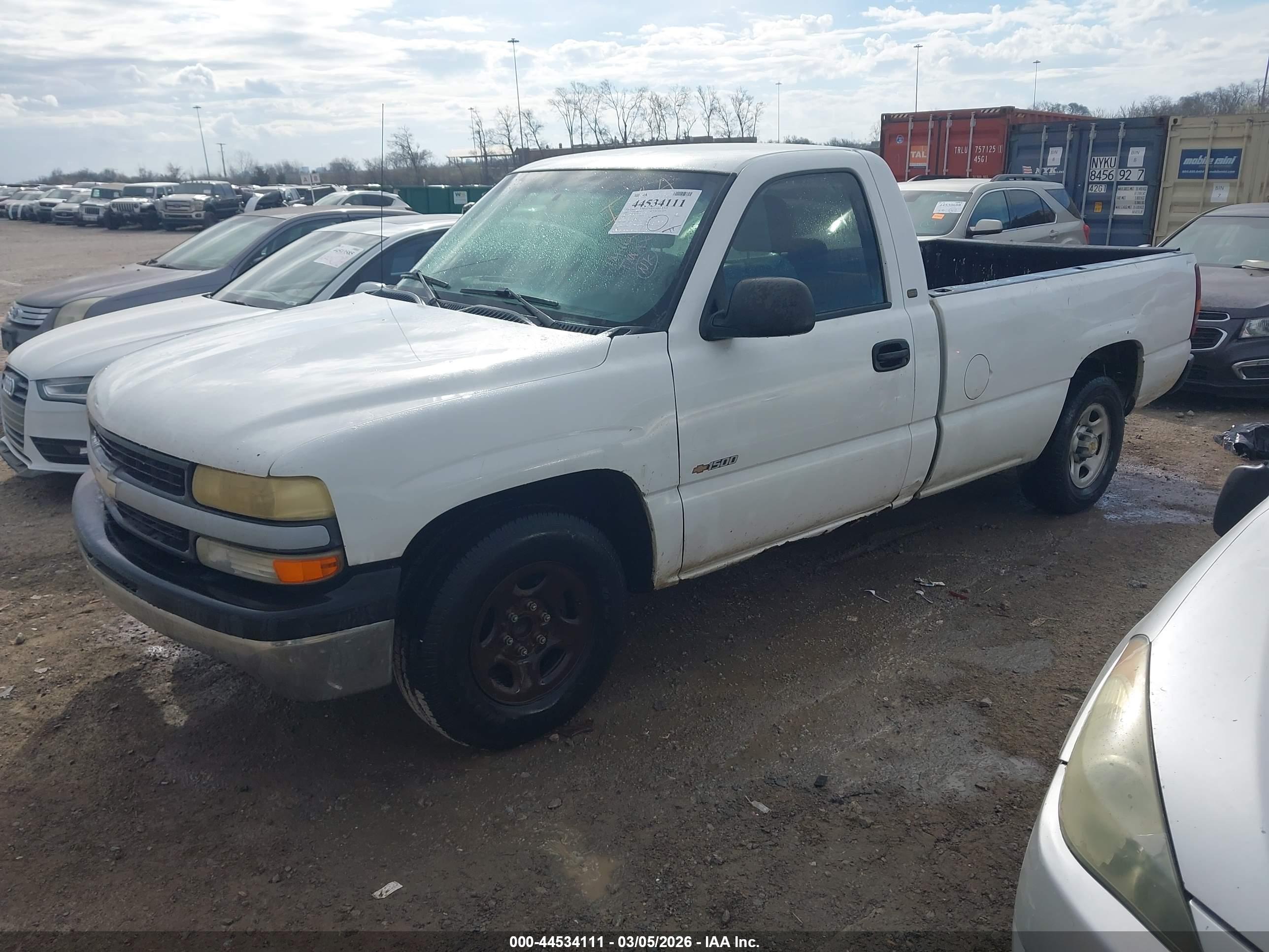 CHEVROLET SILVERADO image 2