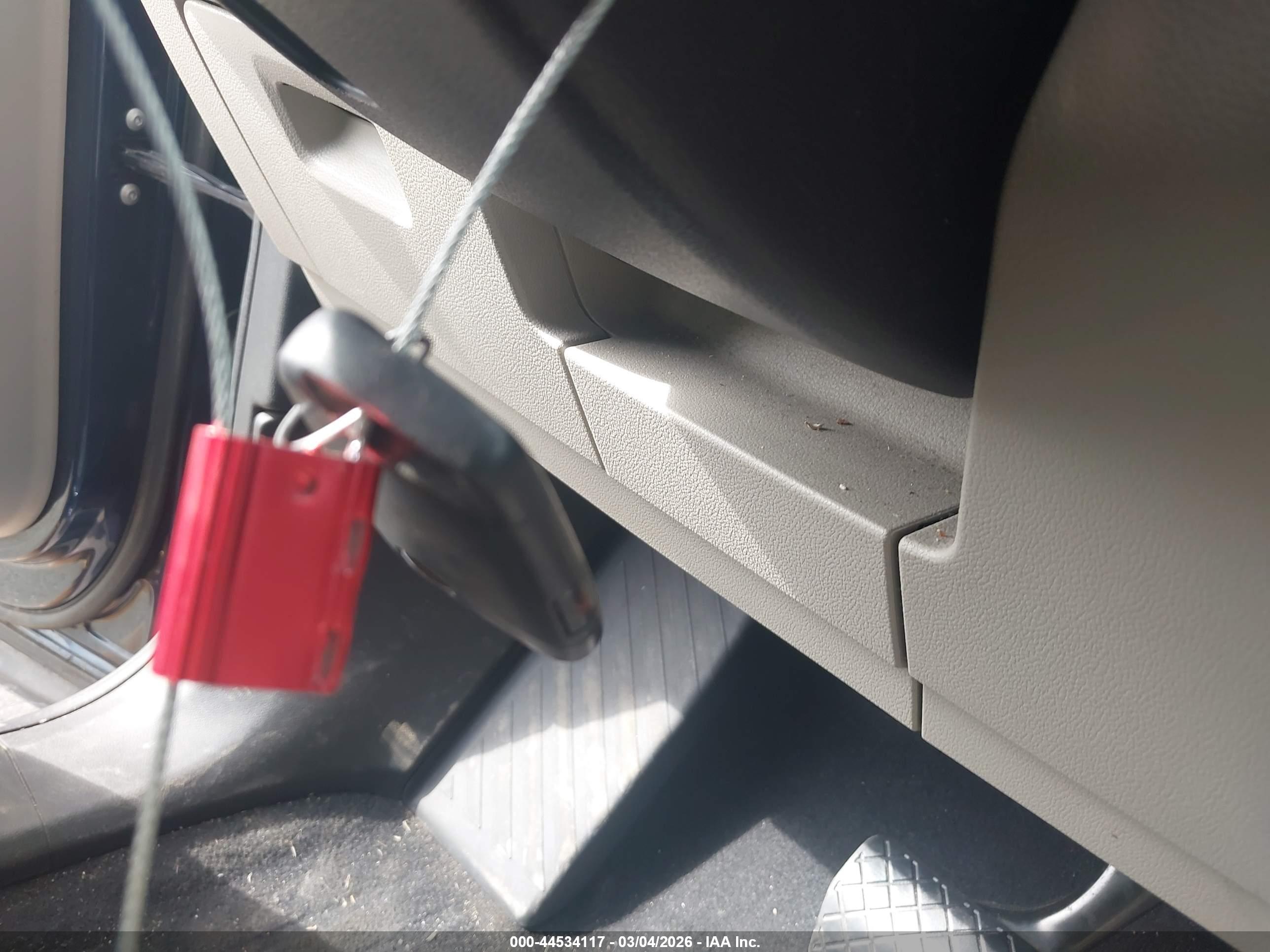 VOLKSWAGEN ATLAS image 11