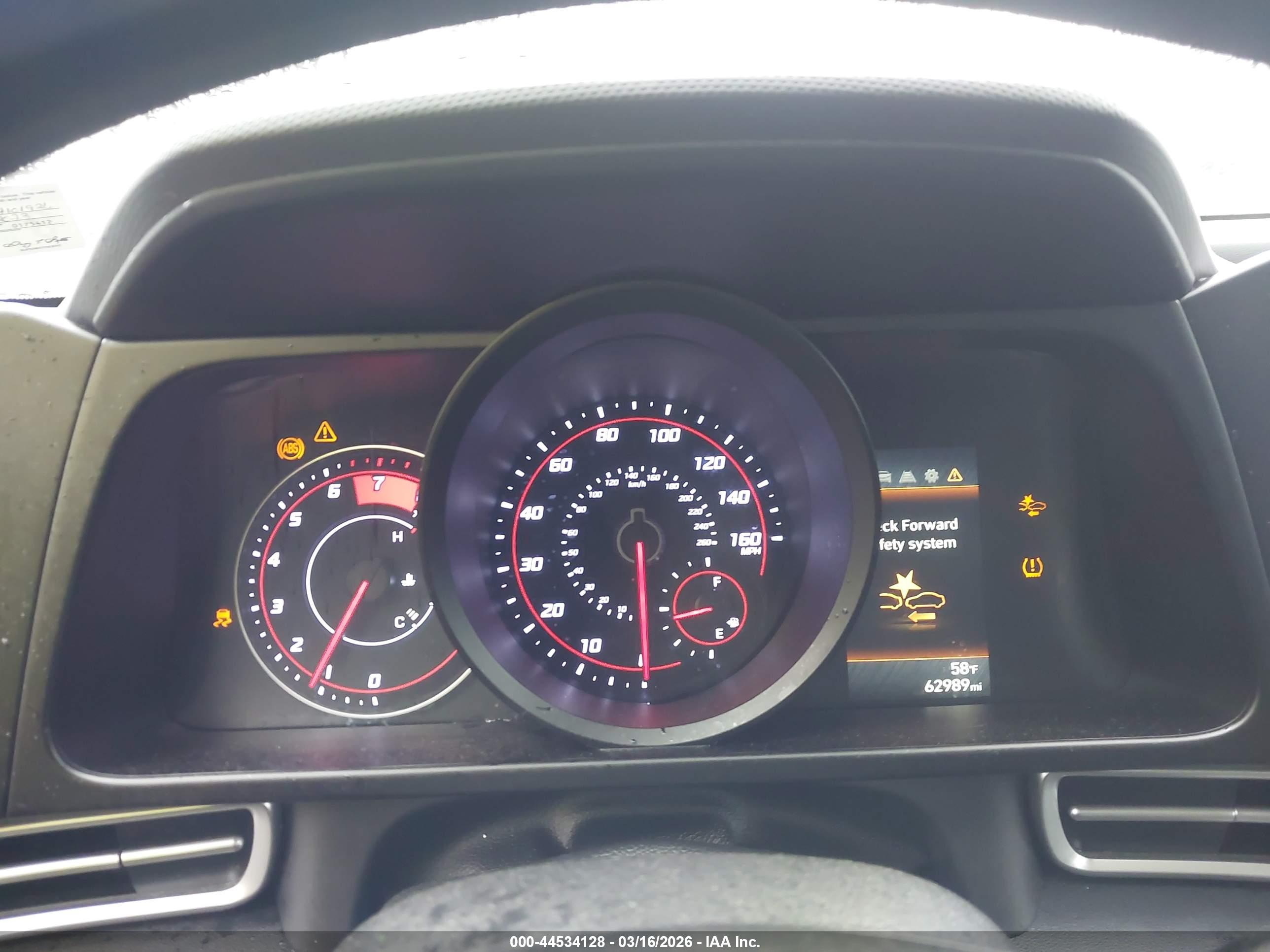 HYUNDAI ELANTRA image 7